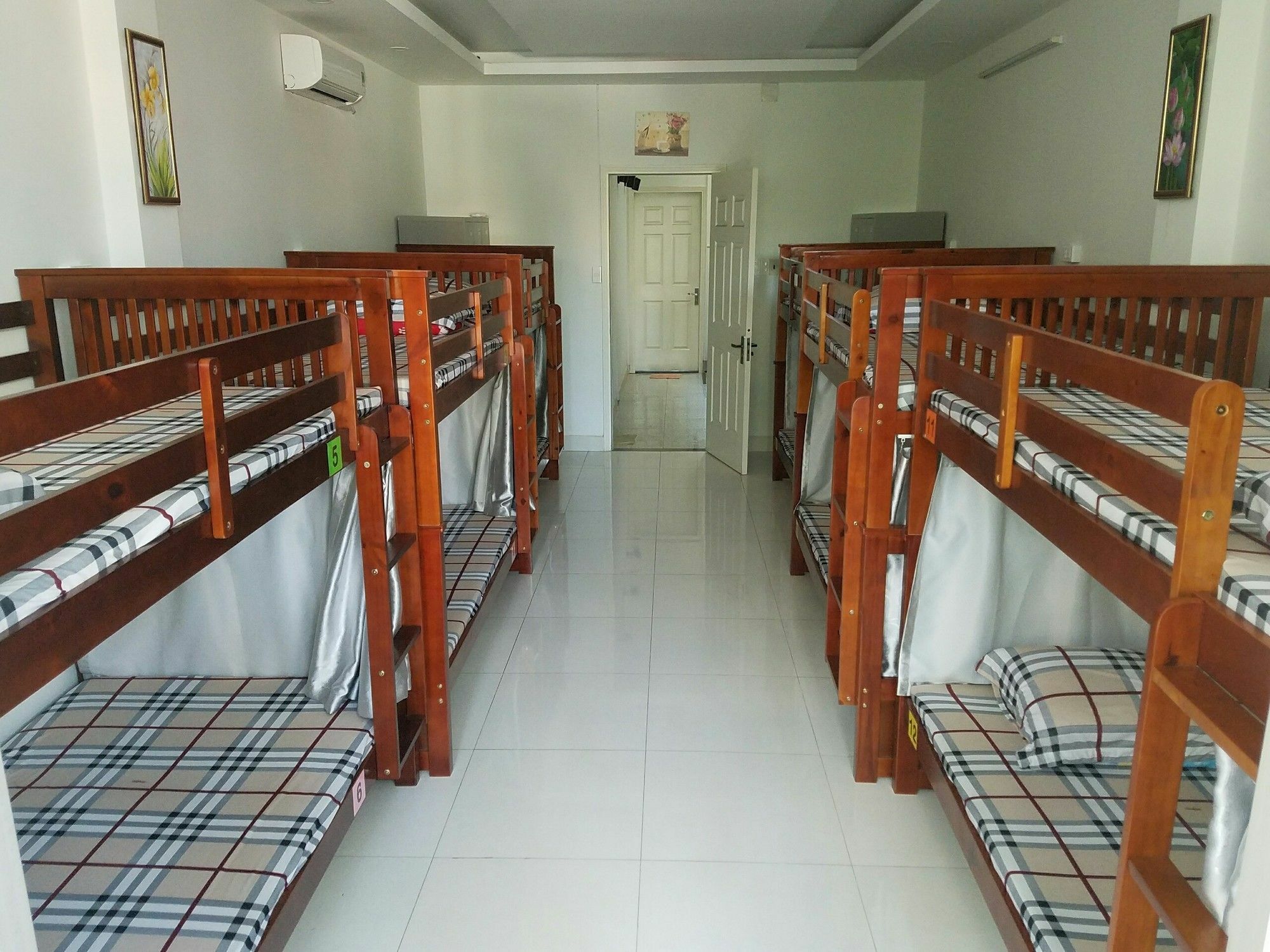 Nhà khách Natural House TP. Hồ Chí Minh