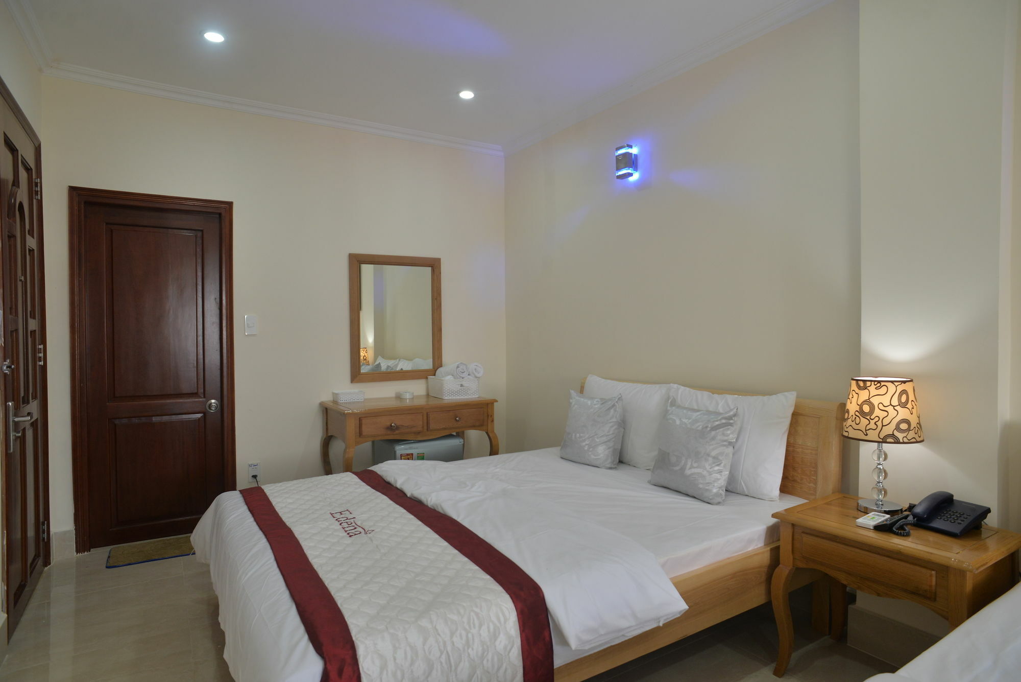Hotel Atana 2*