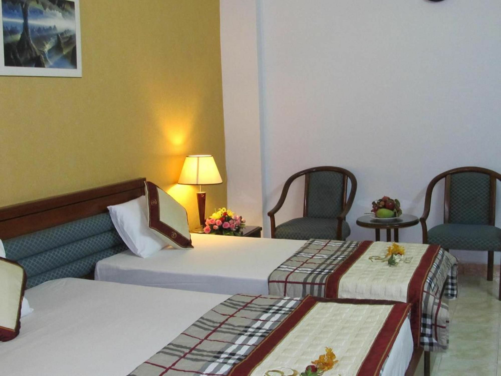 Khach San Trung Mai Hotel 2*