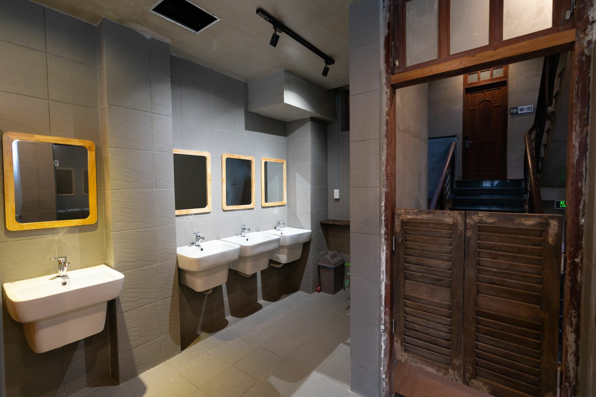 9 And Bar TP. Hồ Chí Minh