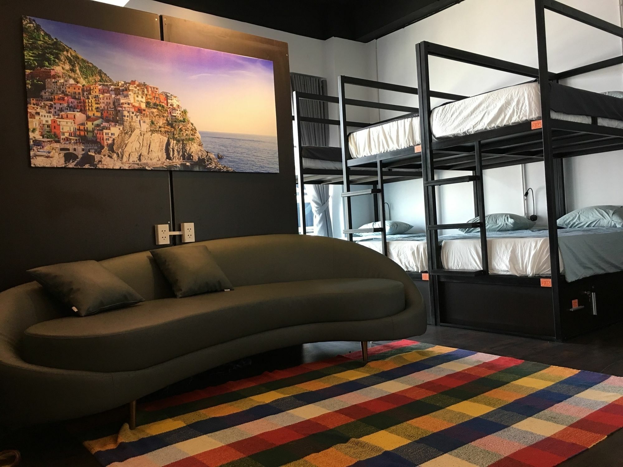 Penthouse & Hostel