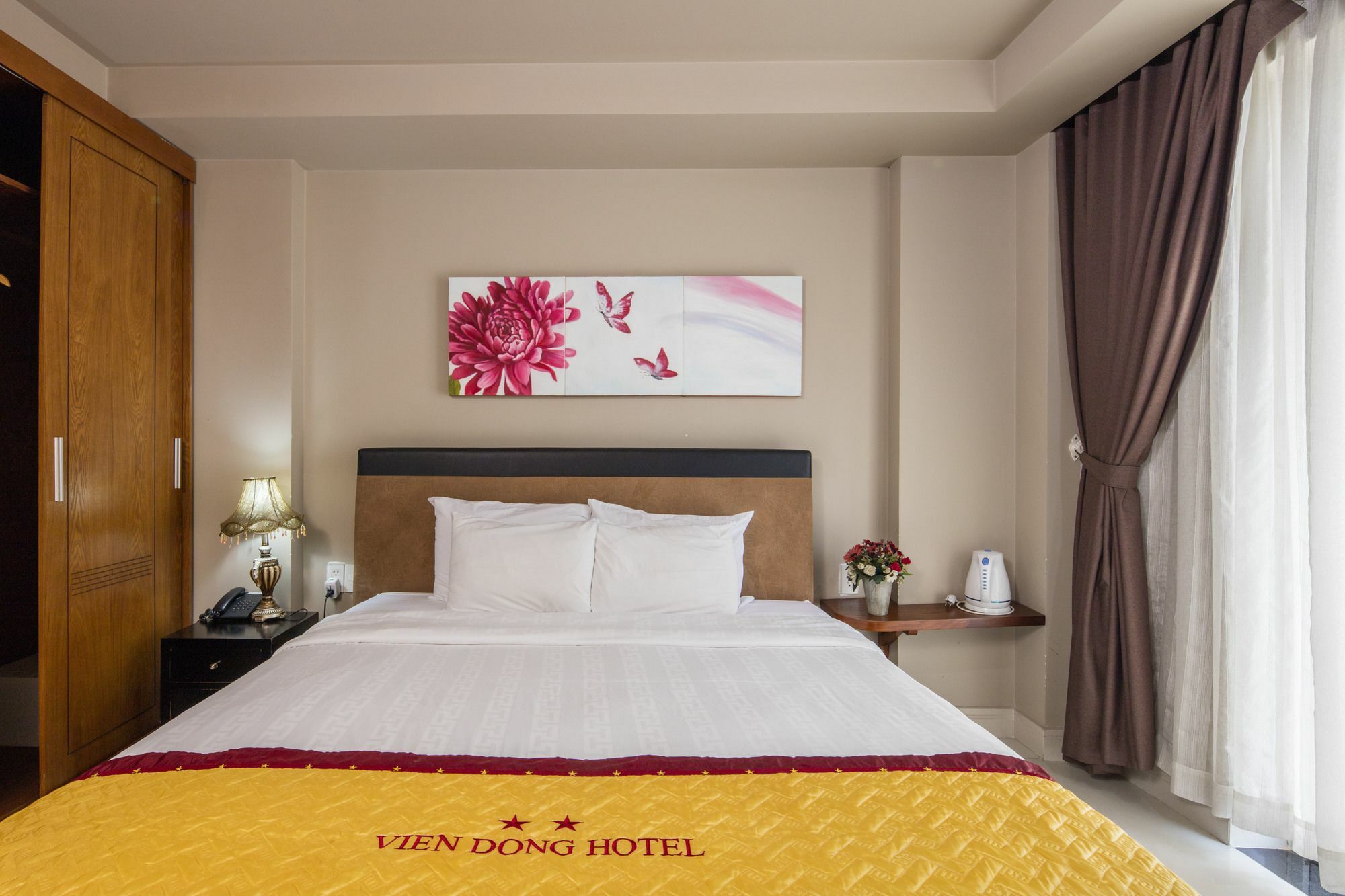 Hotel South Saigon *