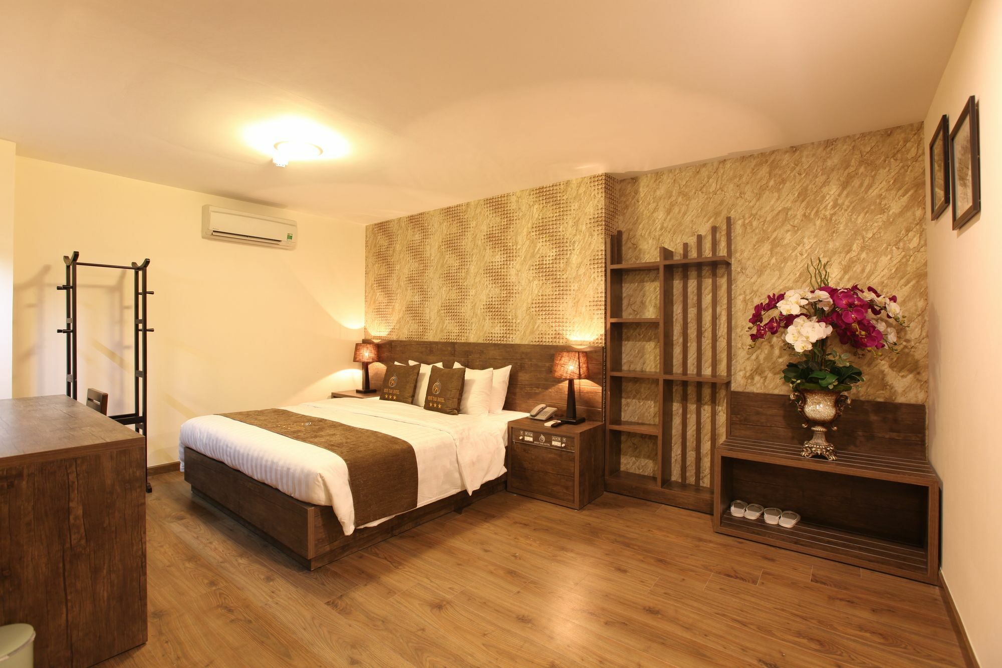 Minh Tam & Hotel