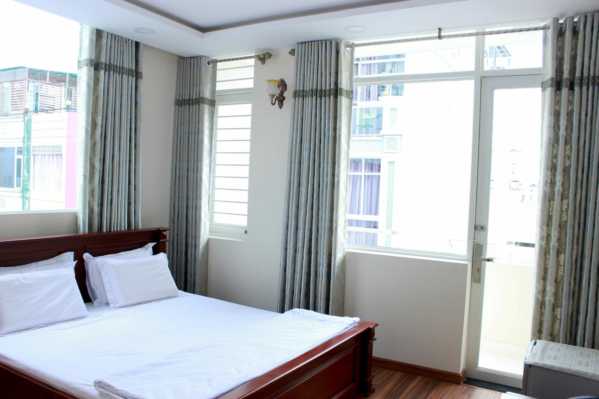 Sunny 2* Ho Chi Minh City