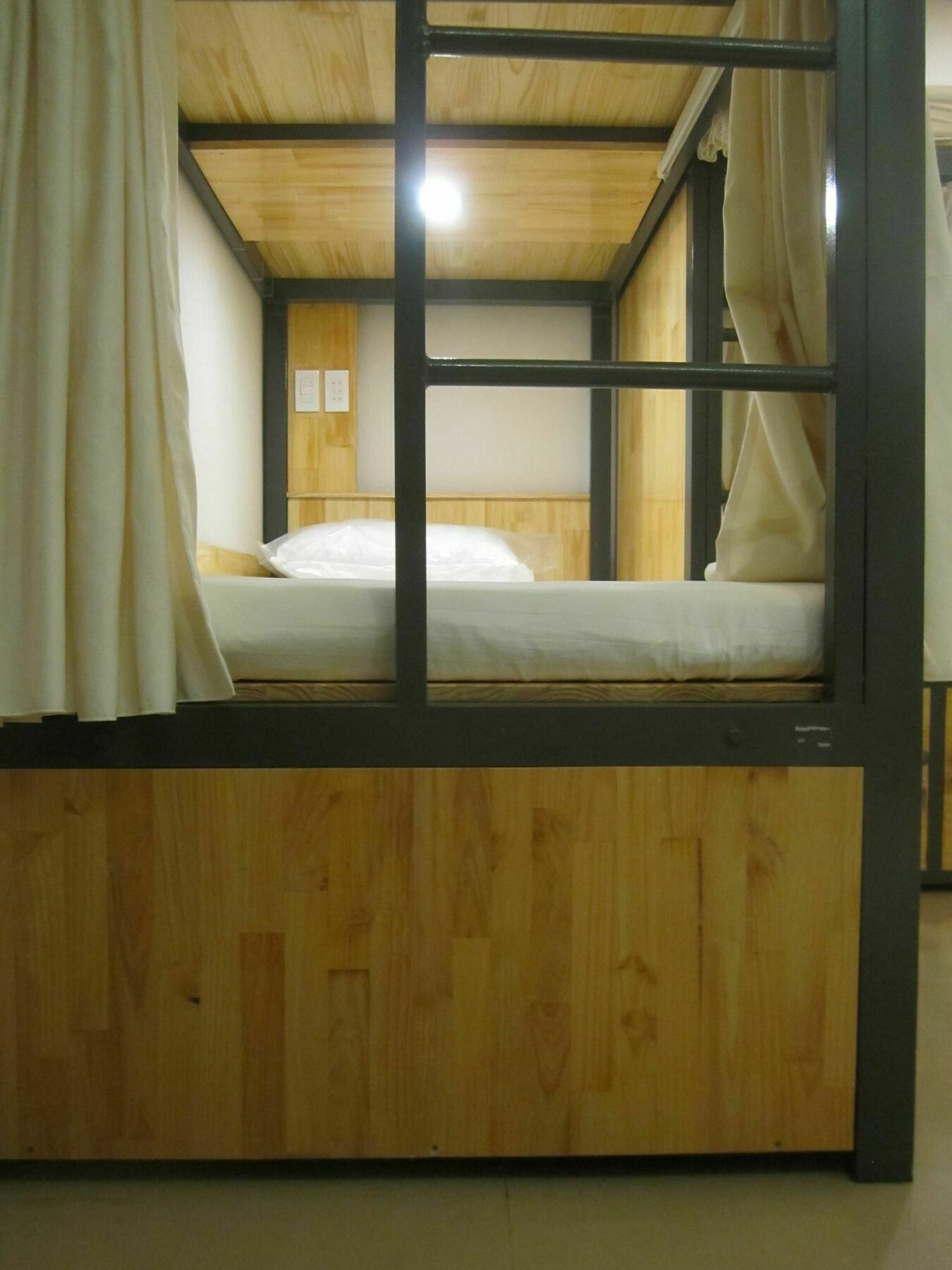 Homestay The Lily & Coffee Ho Chi Minh City