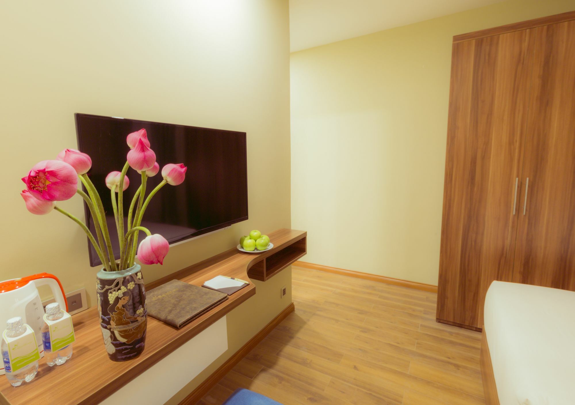 Hotel A25 - 29 Le Thi Hong Gam Ho Chi Minh City