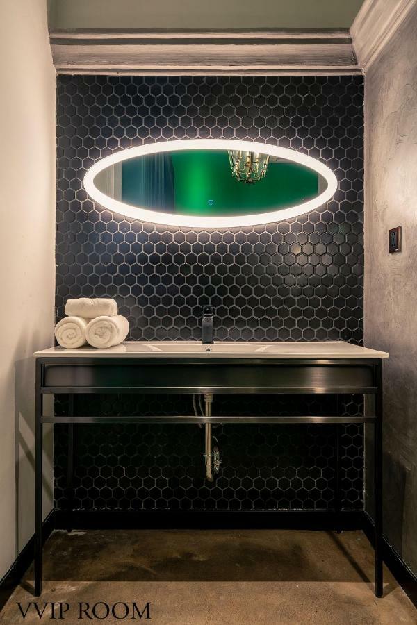 Le Jardin Secret Saigon Hotel 2*
