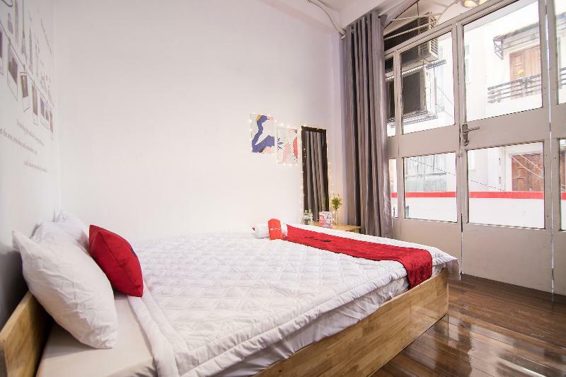 Hotel Reddoorz Near Bui Vien Walking Street 2