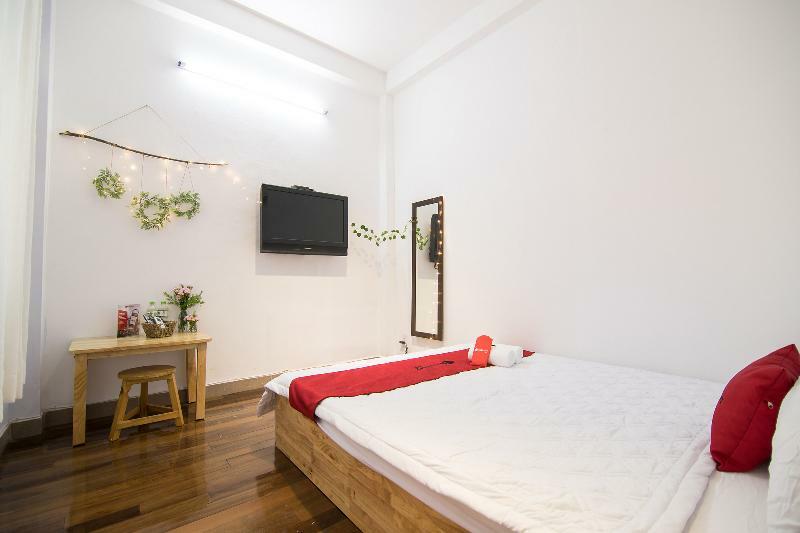 Reddoorz Near Bui Vien Walking Street 2 Hotel Ho Chi Minh City