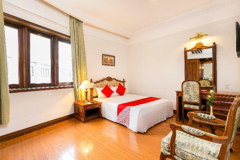 Hotel Riverside Saigon 3*