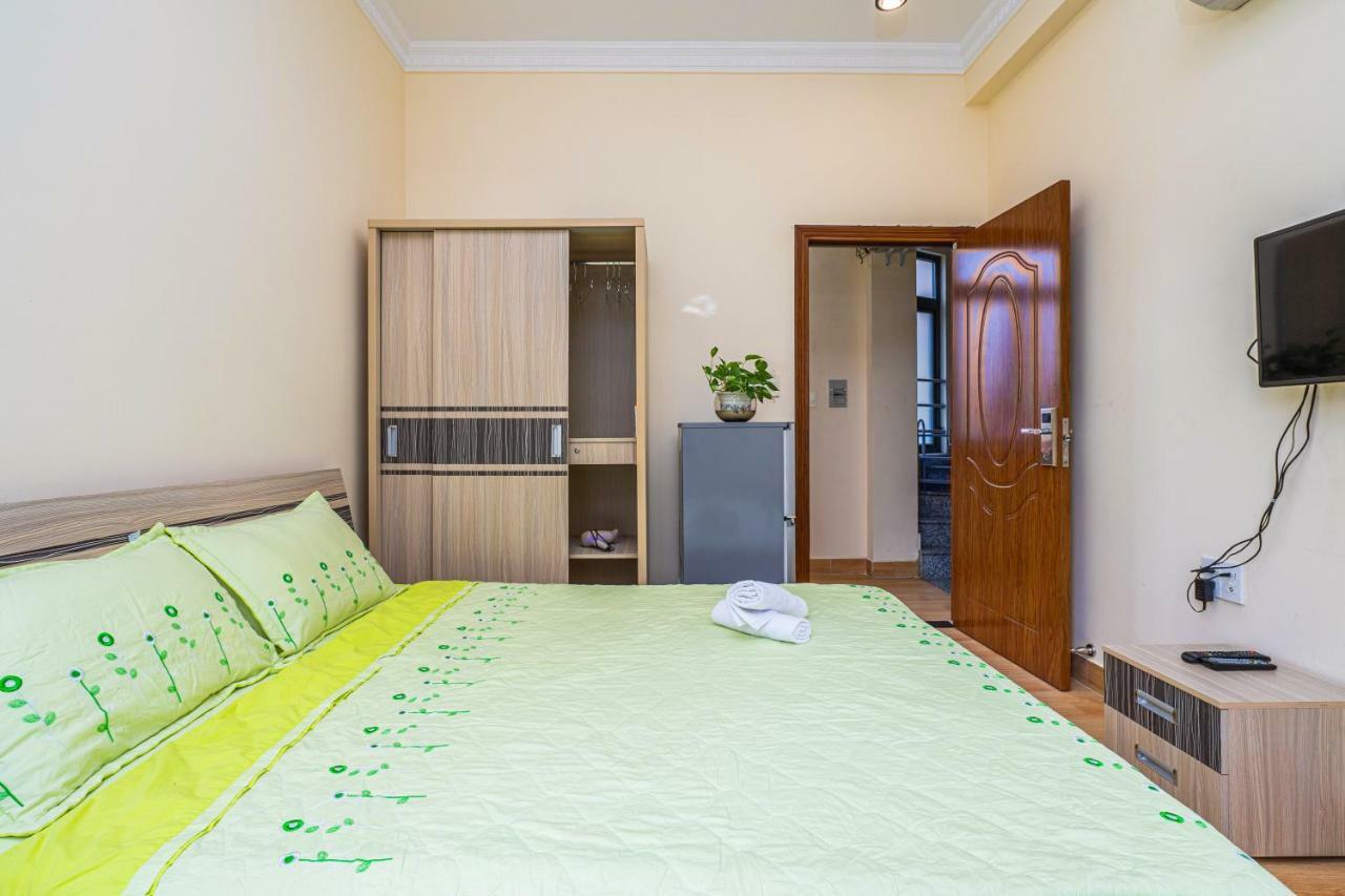 Maison Royale Homestay *