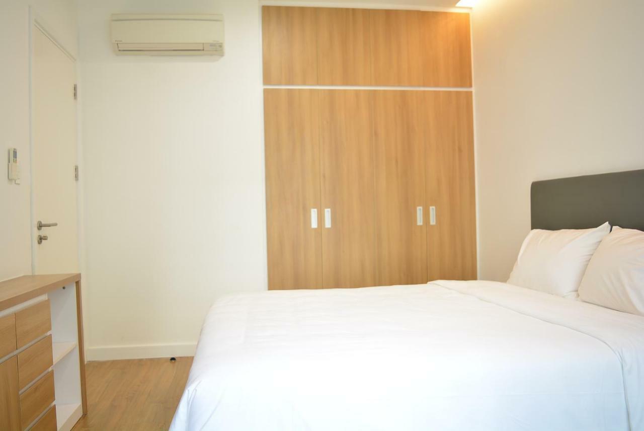Republic Saigon Airport Aparthotel 5*