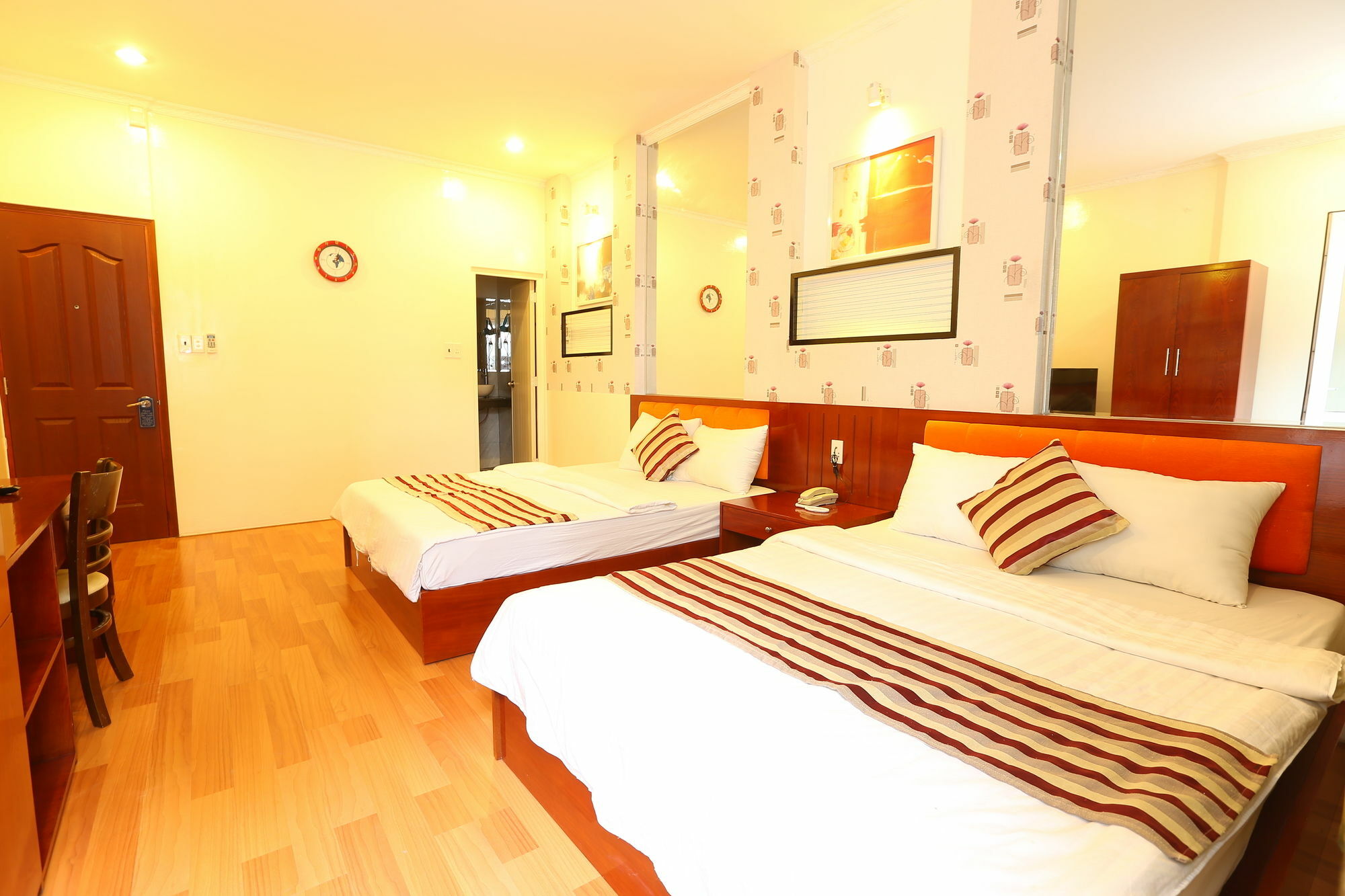 Saigon Crystal 2* Ho Chi Minh City