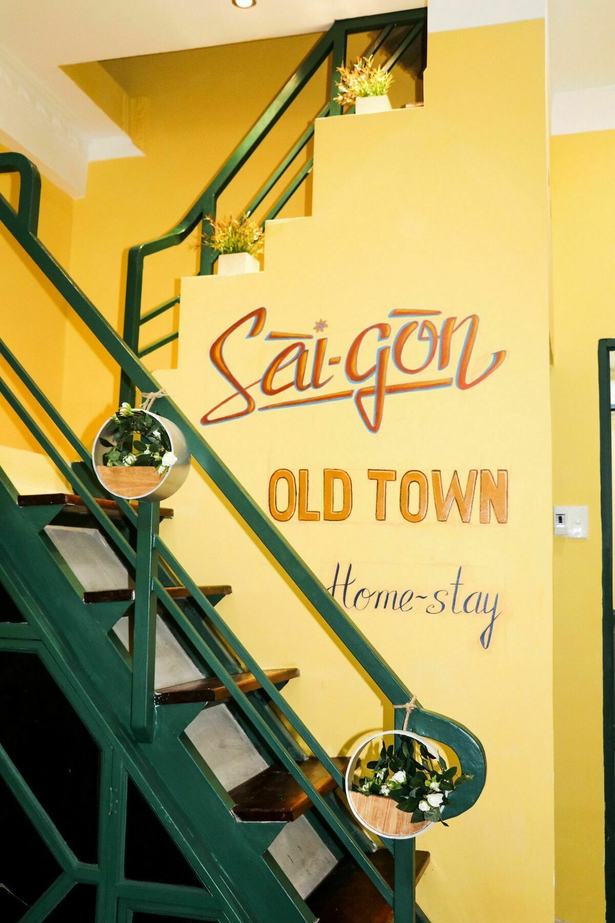 Saigon Old Town 3*