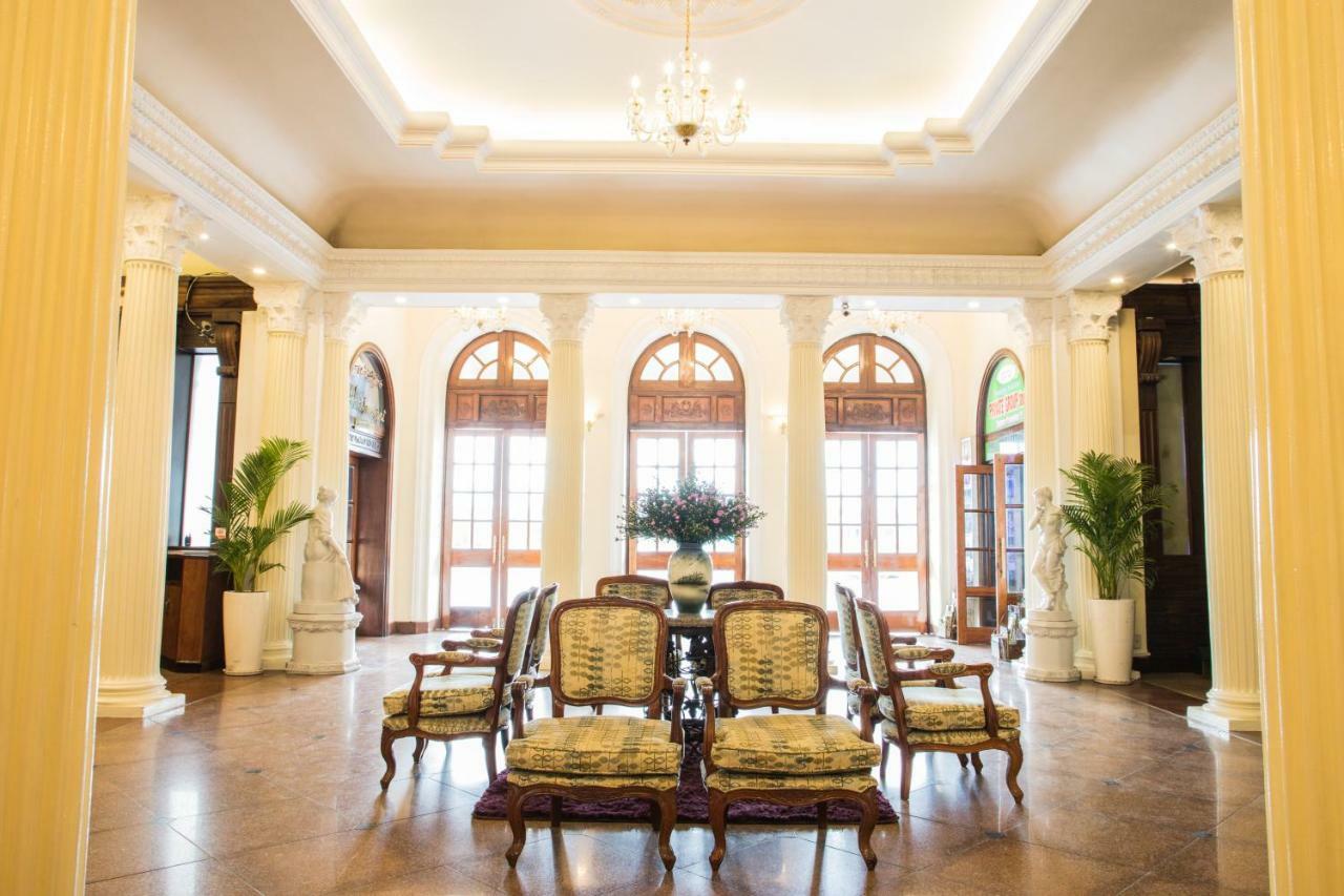 Hotel Riverside Saigon