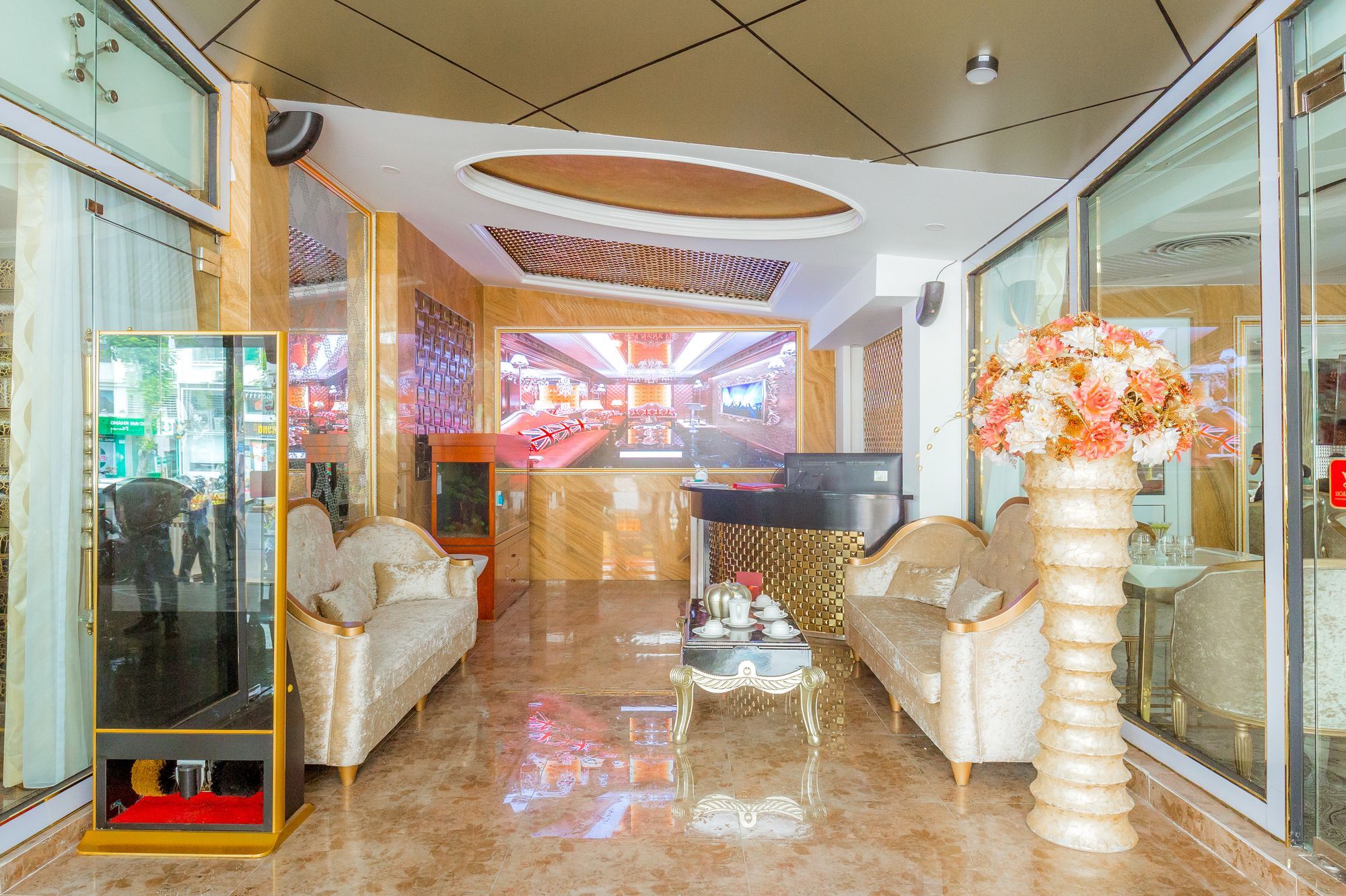 Hoang Trieu 3*