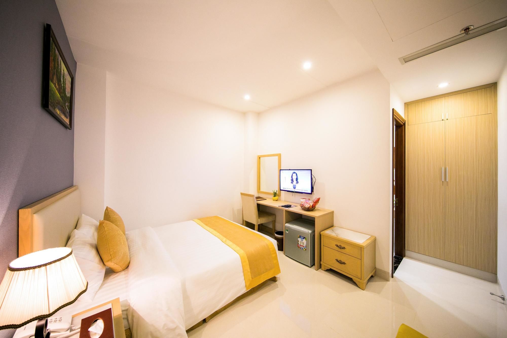 Hotel Le Saigon 3*