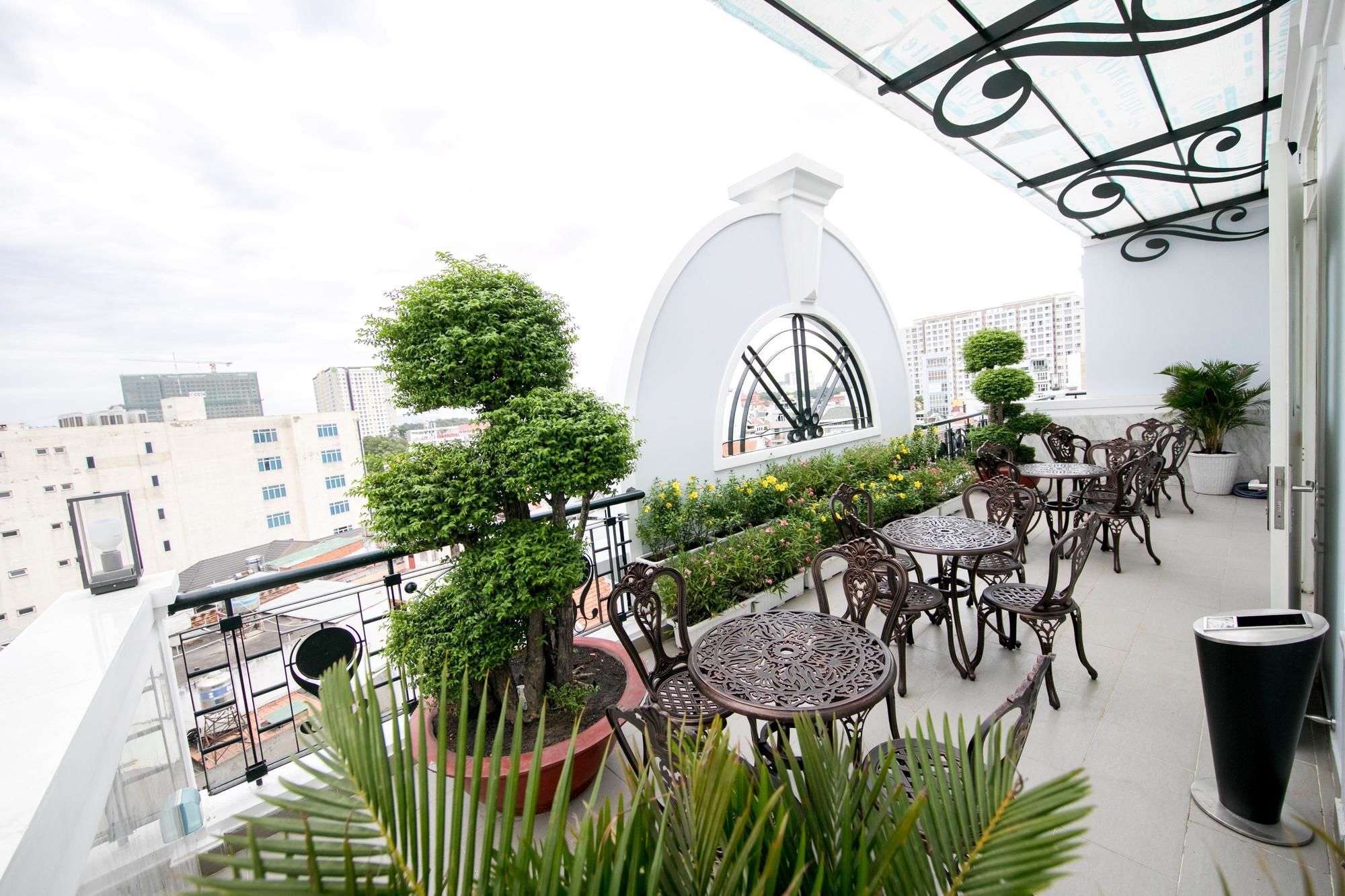 Le Saigon 3*