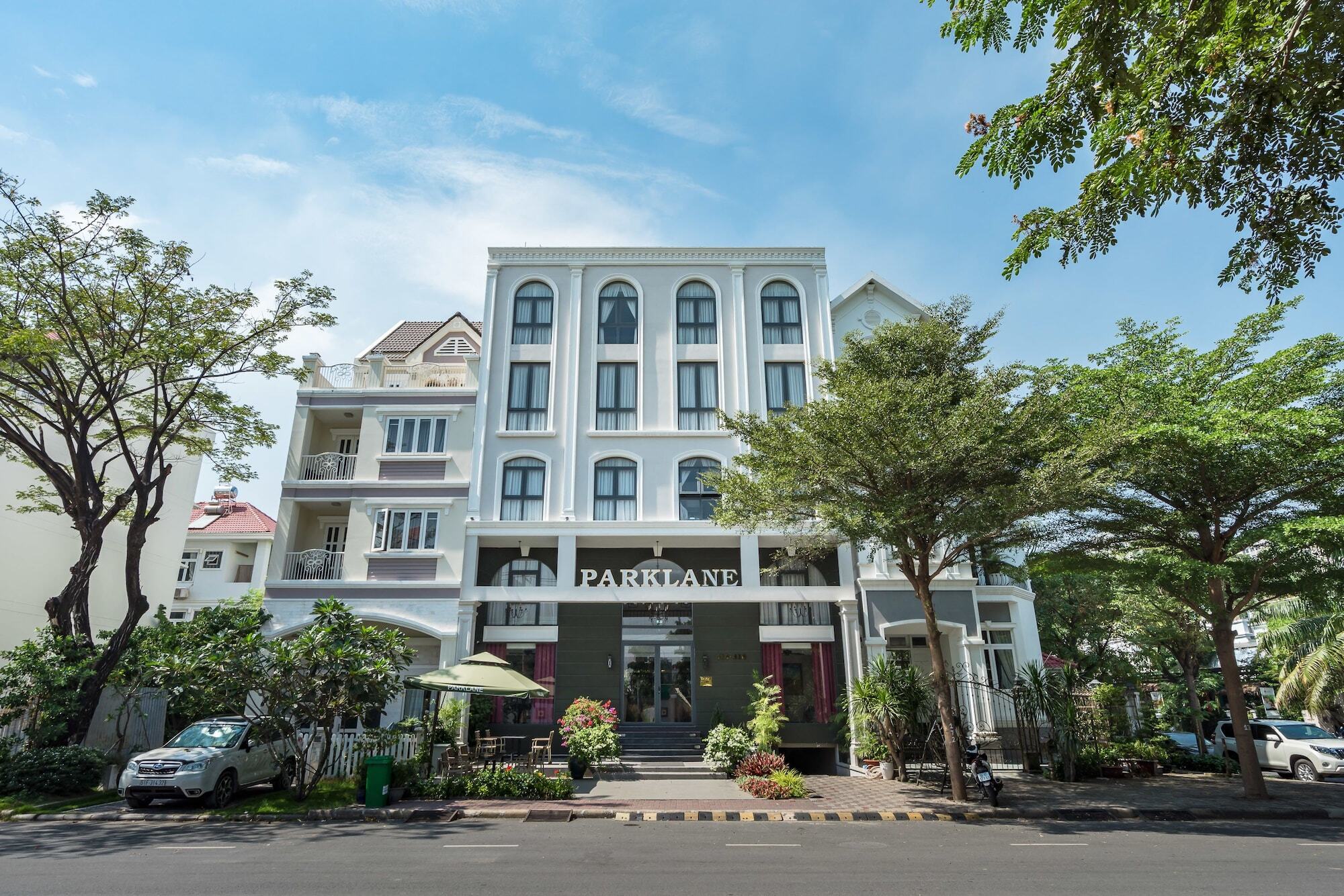 Hotel Parklane Saigon South