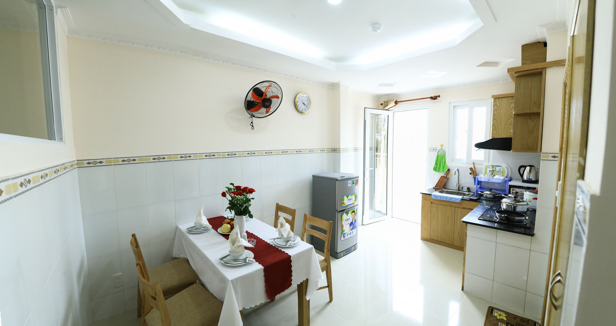 Kelly Serviced * Ho Chi Minh City