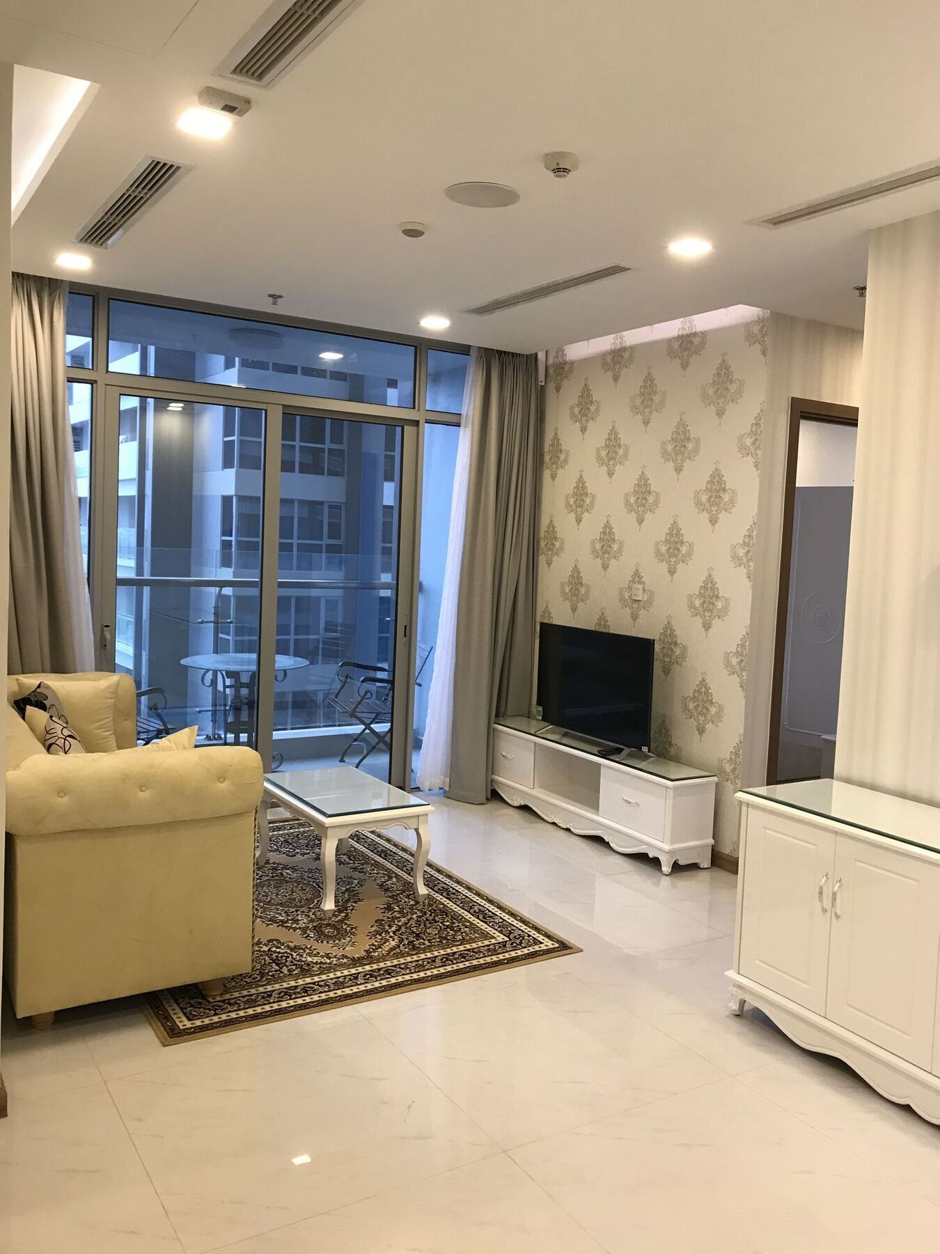 Kevin At Vinhomes Park Apartment Ho Chi Minh City