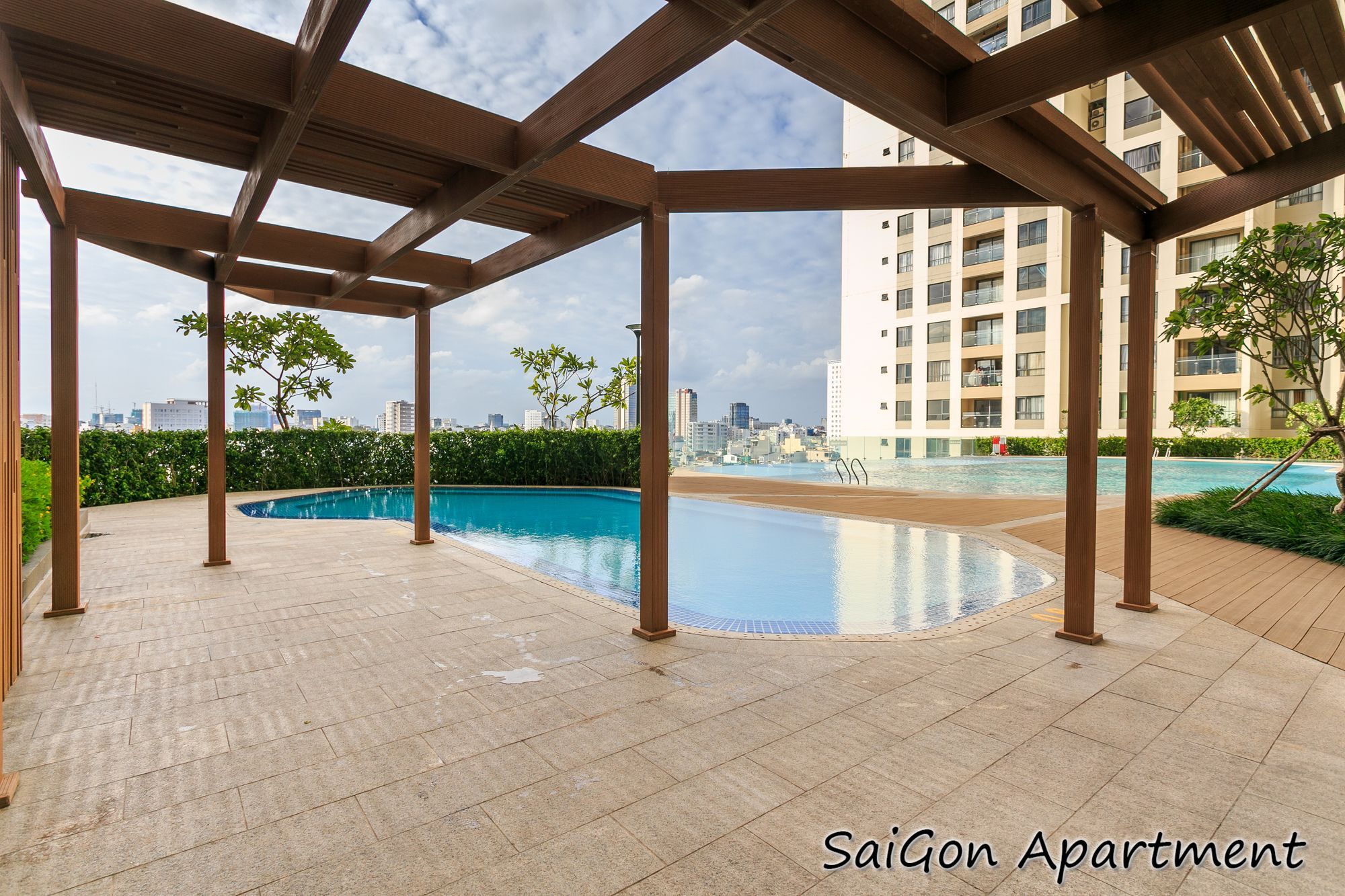 Saigon The Gold View *