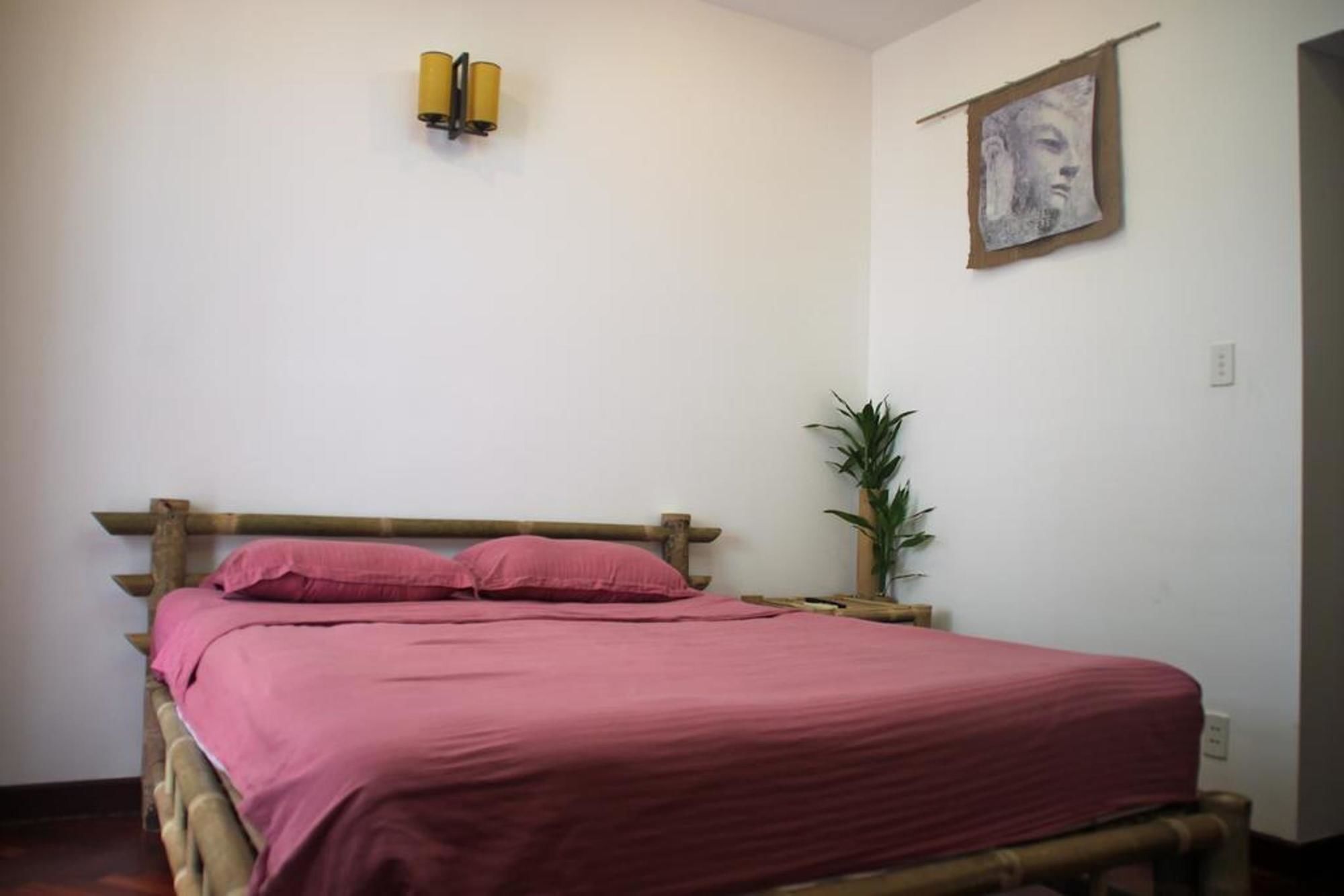 Hotel Nguyen Shack Saigon - Little Museum 2*