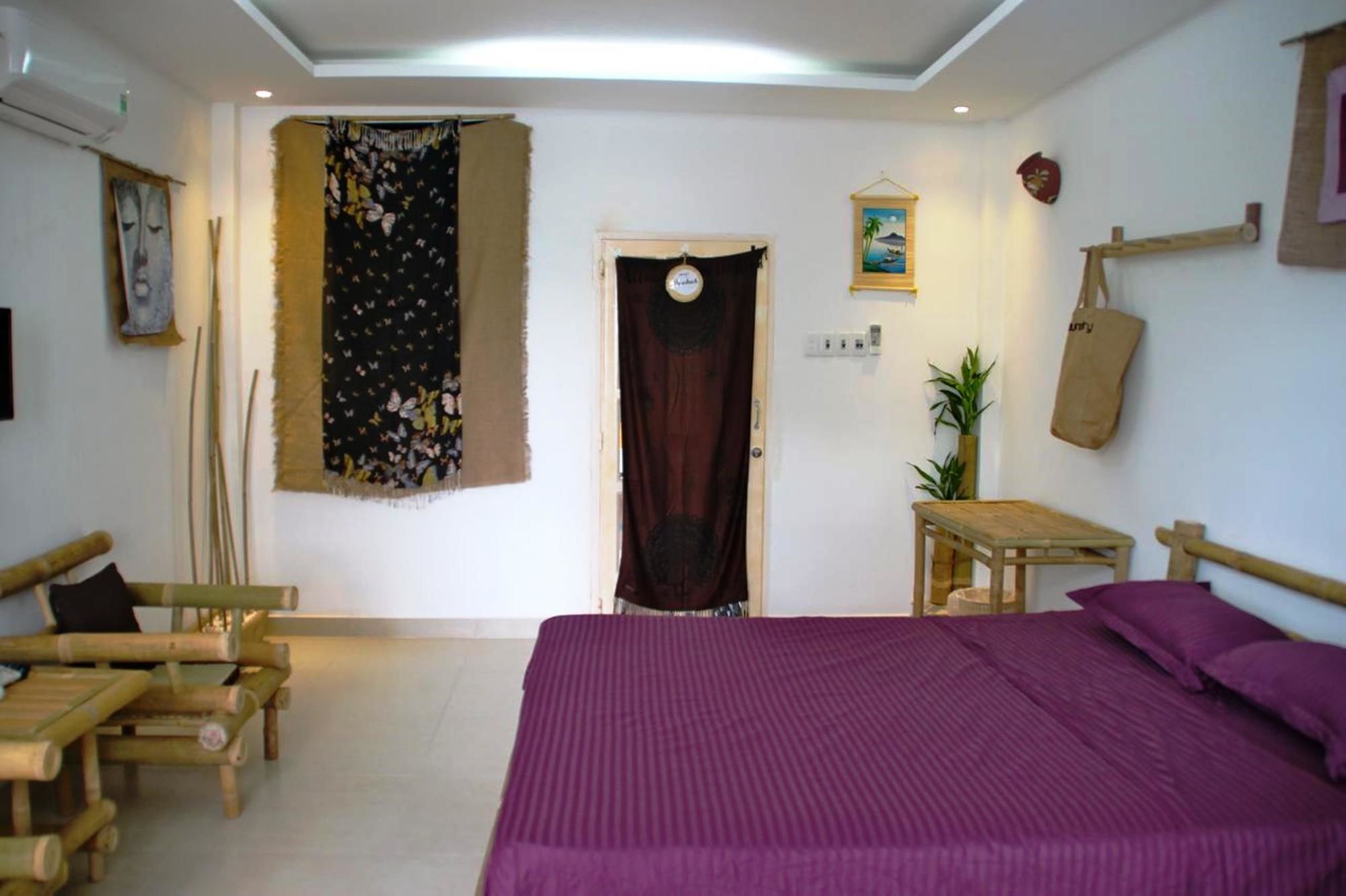 Hotel Nguyen Shack Saigon - Little Museum