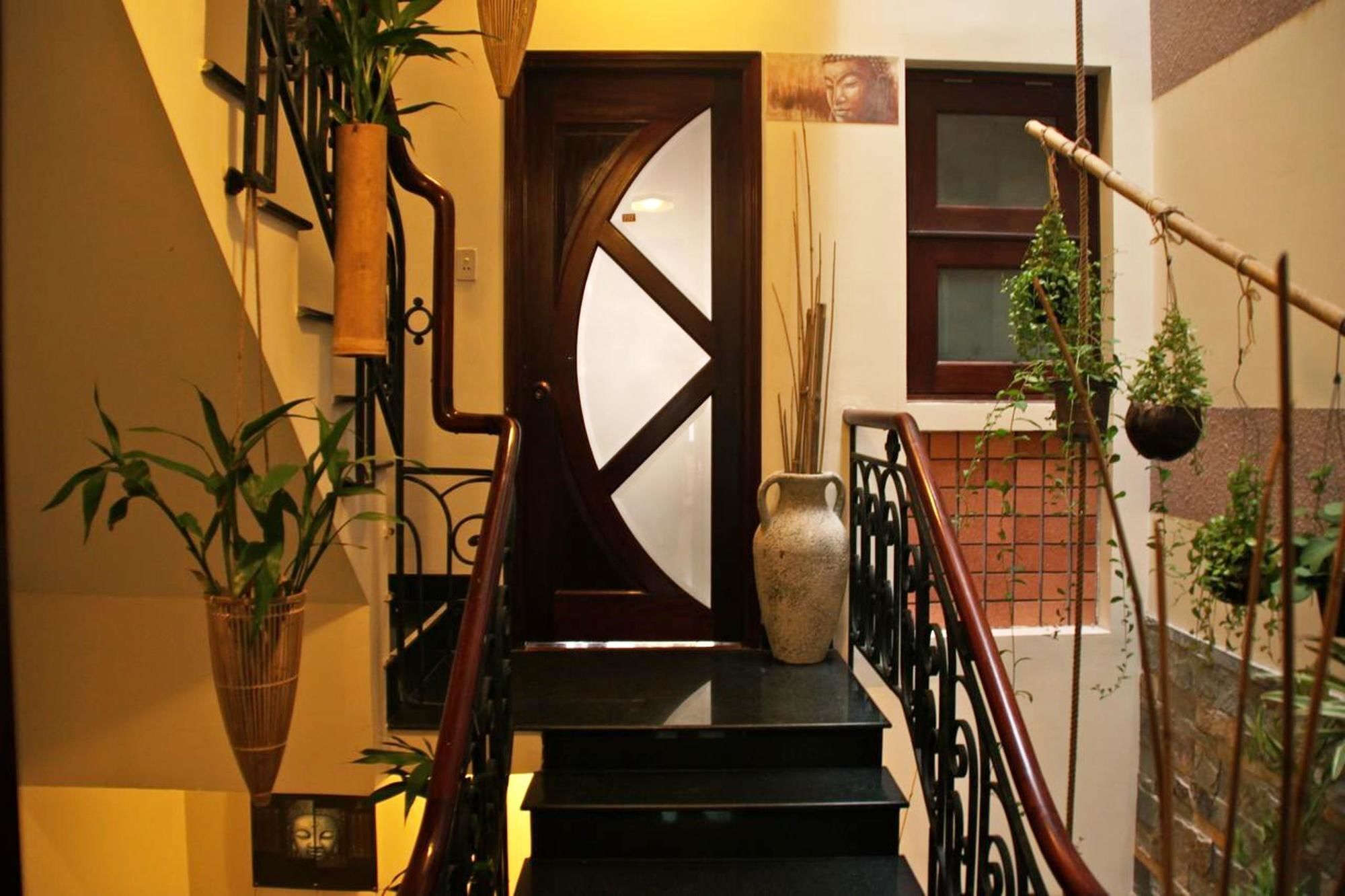 Nguyen Shack Saigon - Little Museum Hotel Ho Chi Minh City