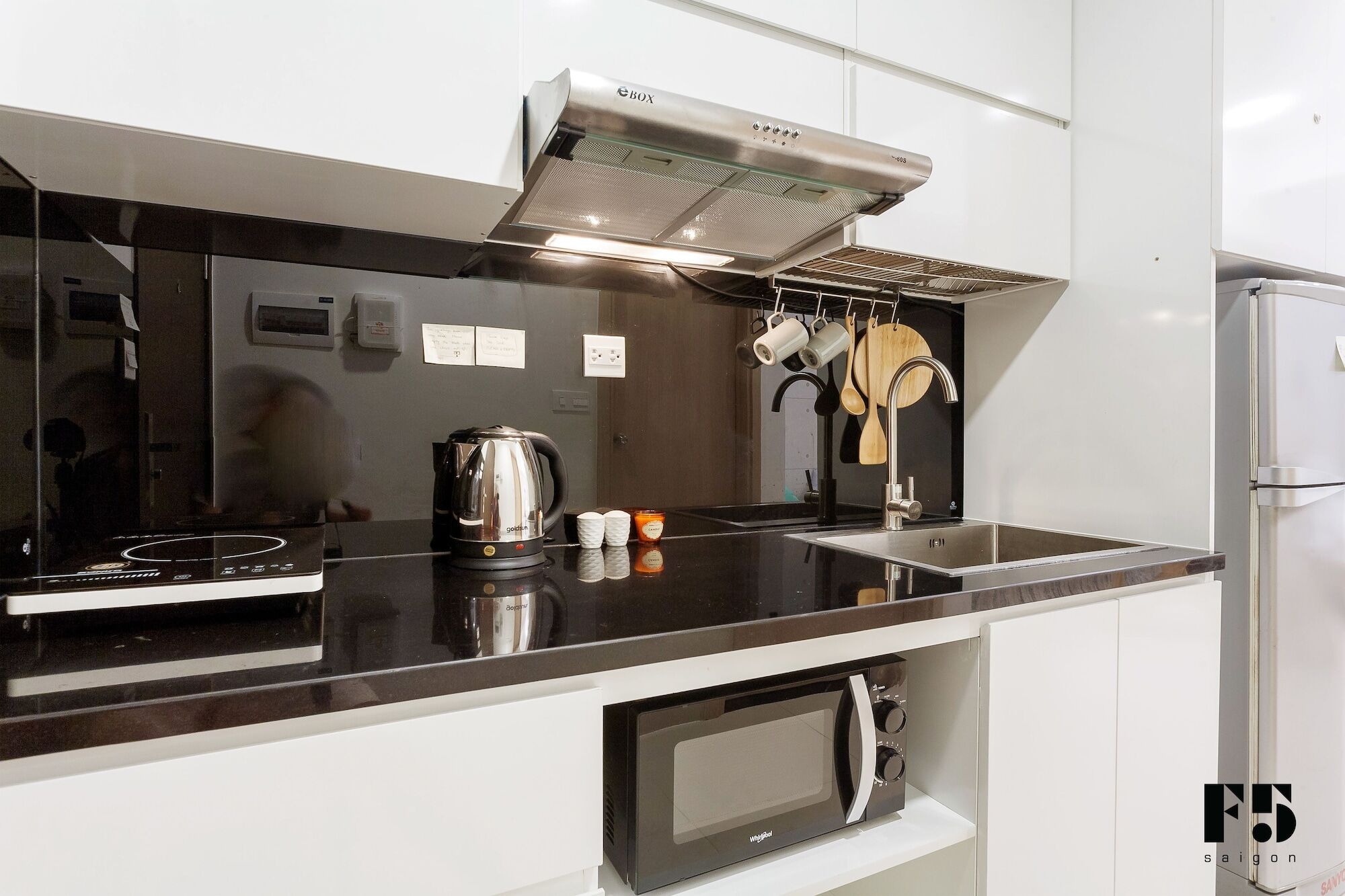 F5 Saigon Luxury * TP. Hồ Chí Minh