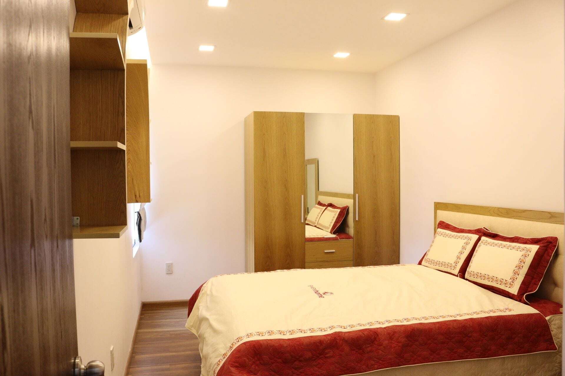Beautiful Domain 2 Bedrooms *
