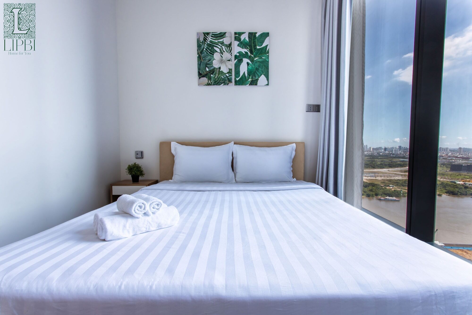Lipbi Home-central Luxury Apartment *
