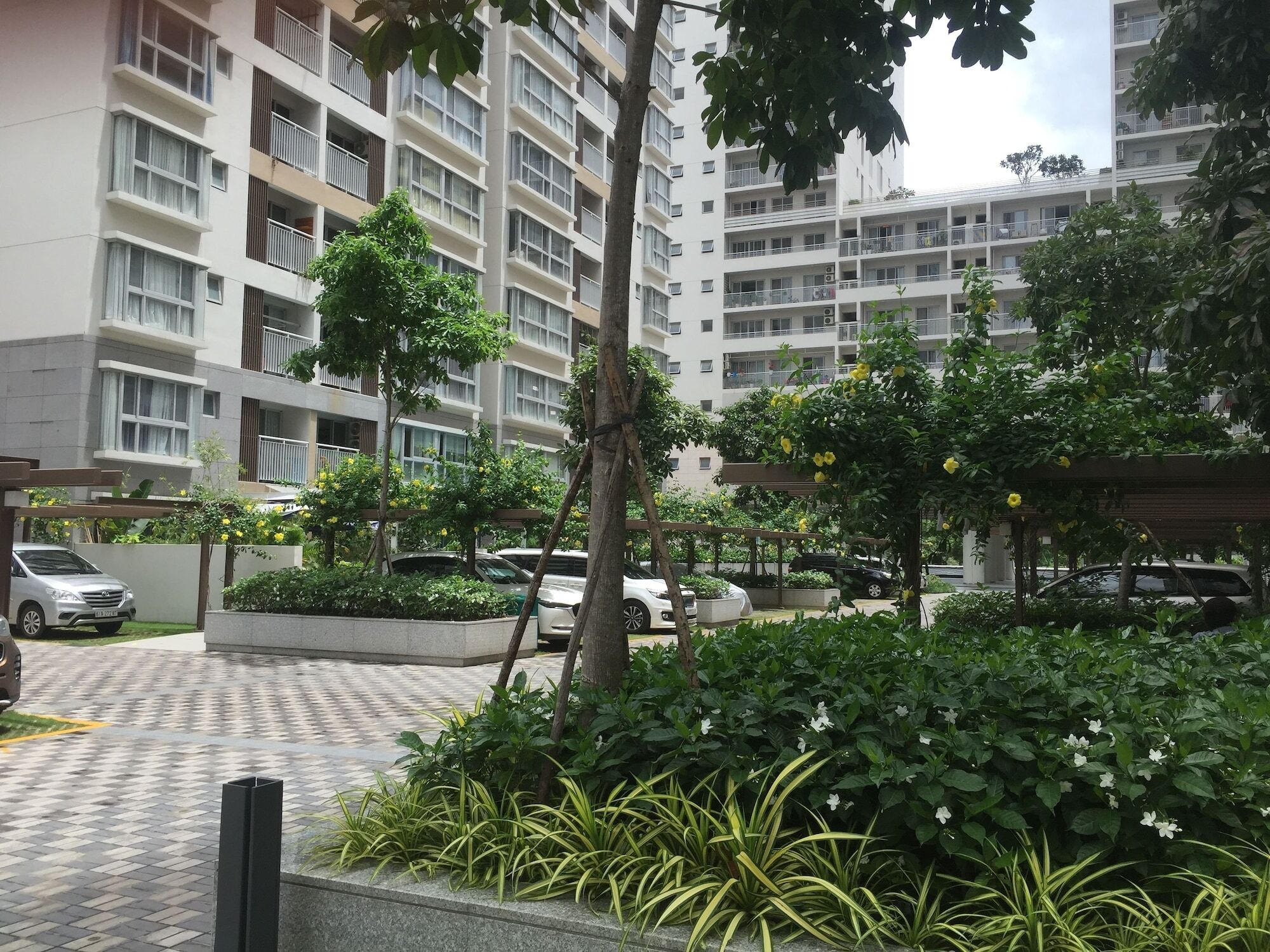 Scenic Valley Apartment