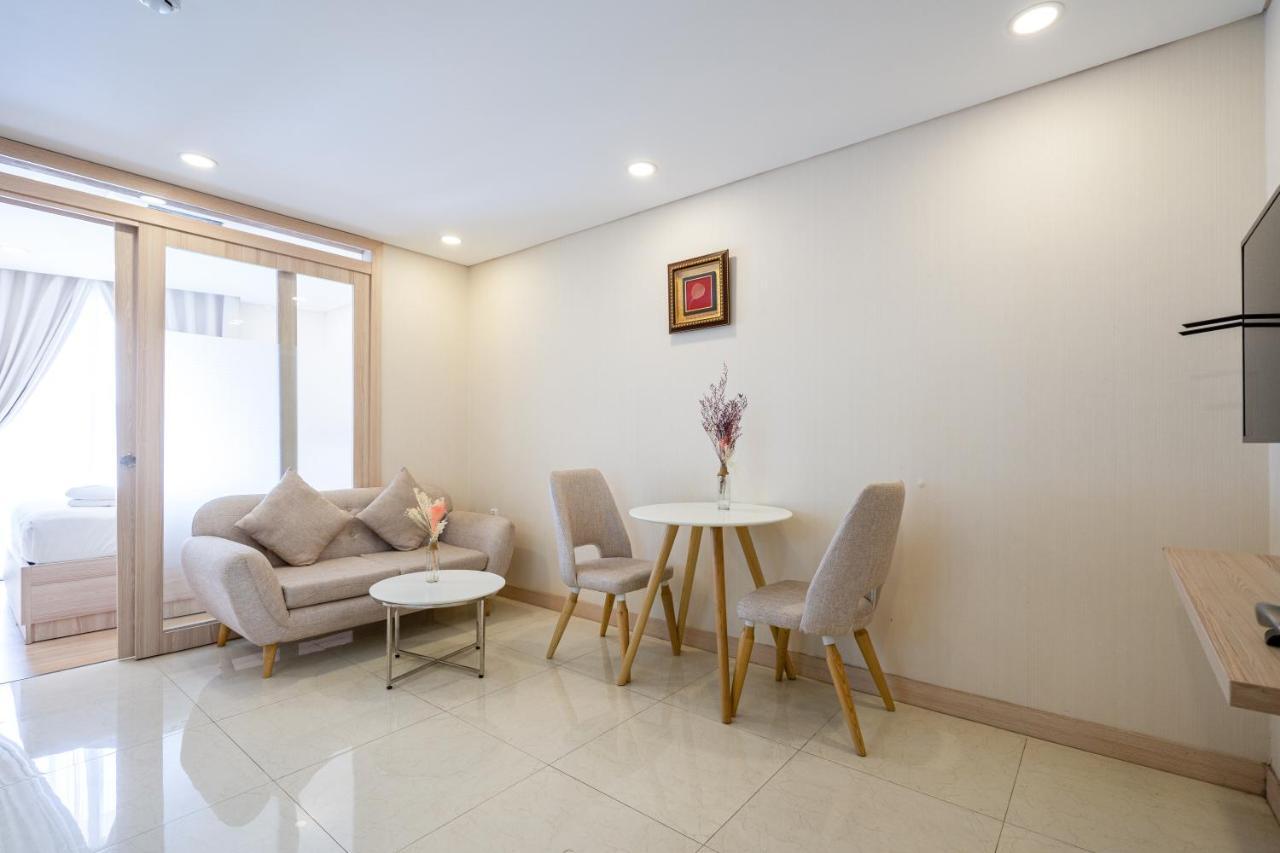 Luxy Park & - Notre Dame Aparthotel
