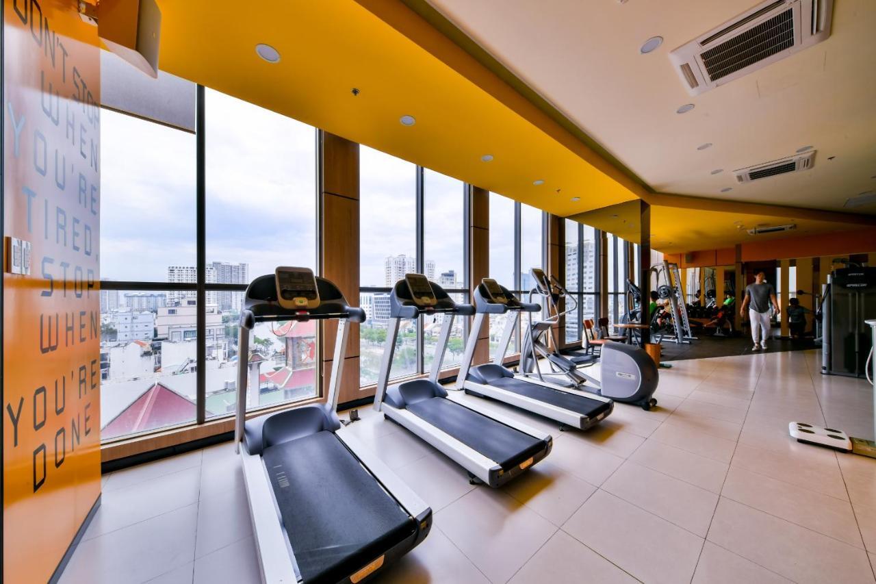 Goda - Saigon Rivergate Rooftop Pool * Ho Chi Minh City