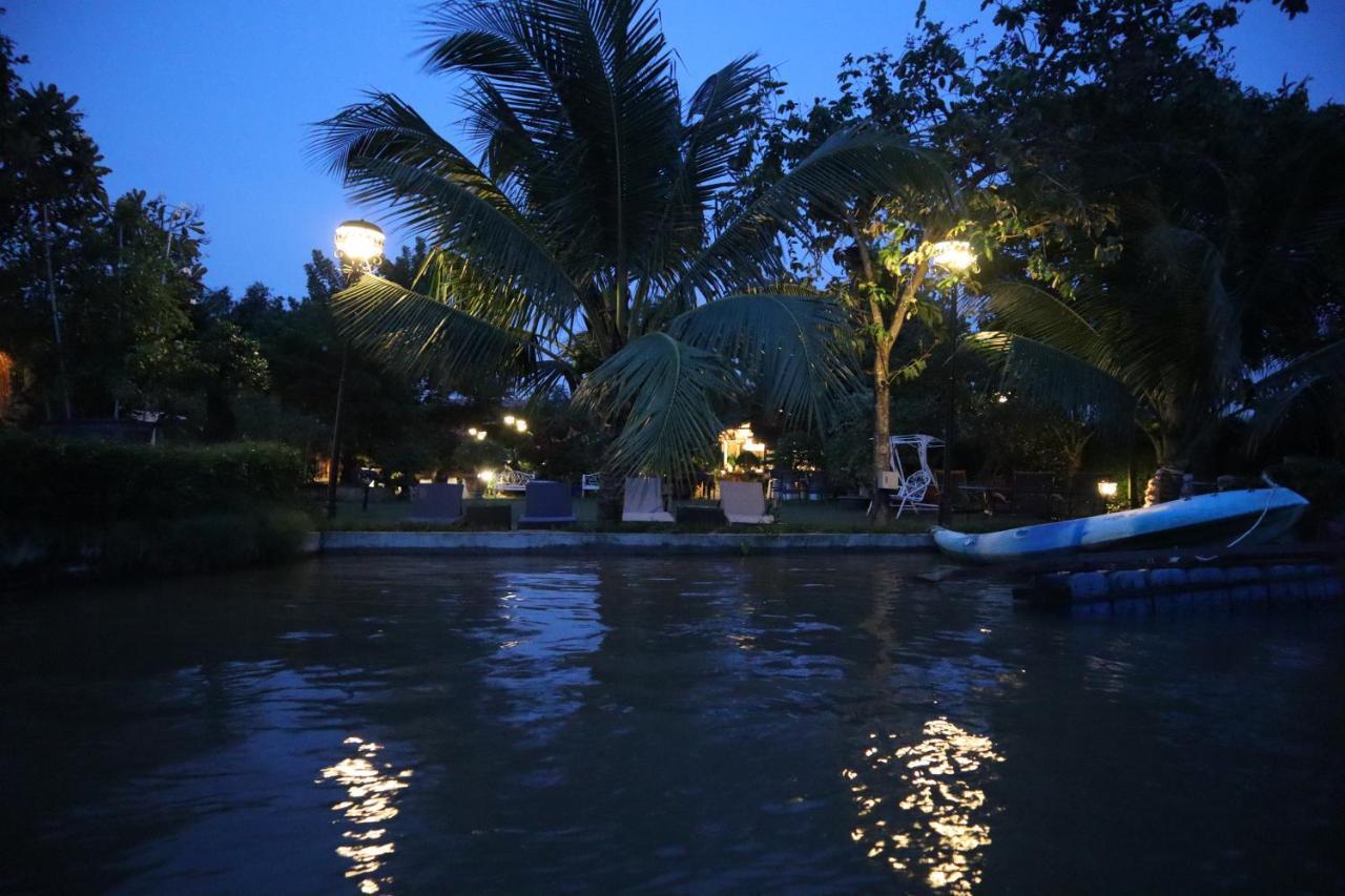 Saigon Riverside Retreat Hotel 3*