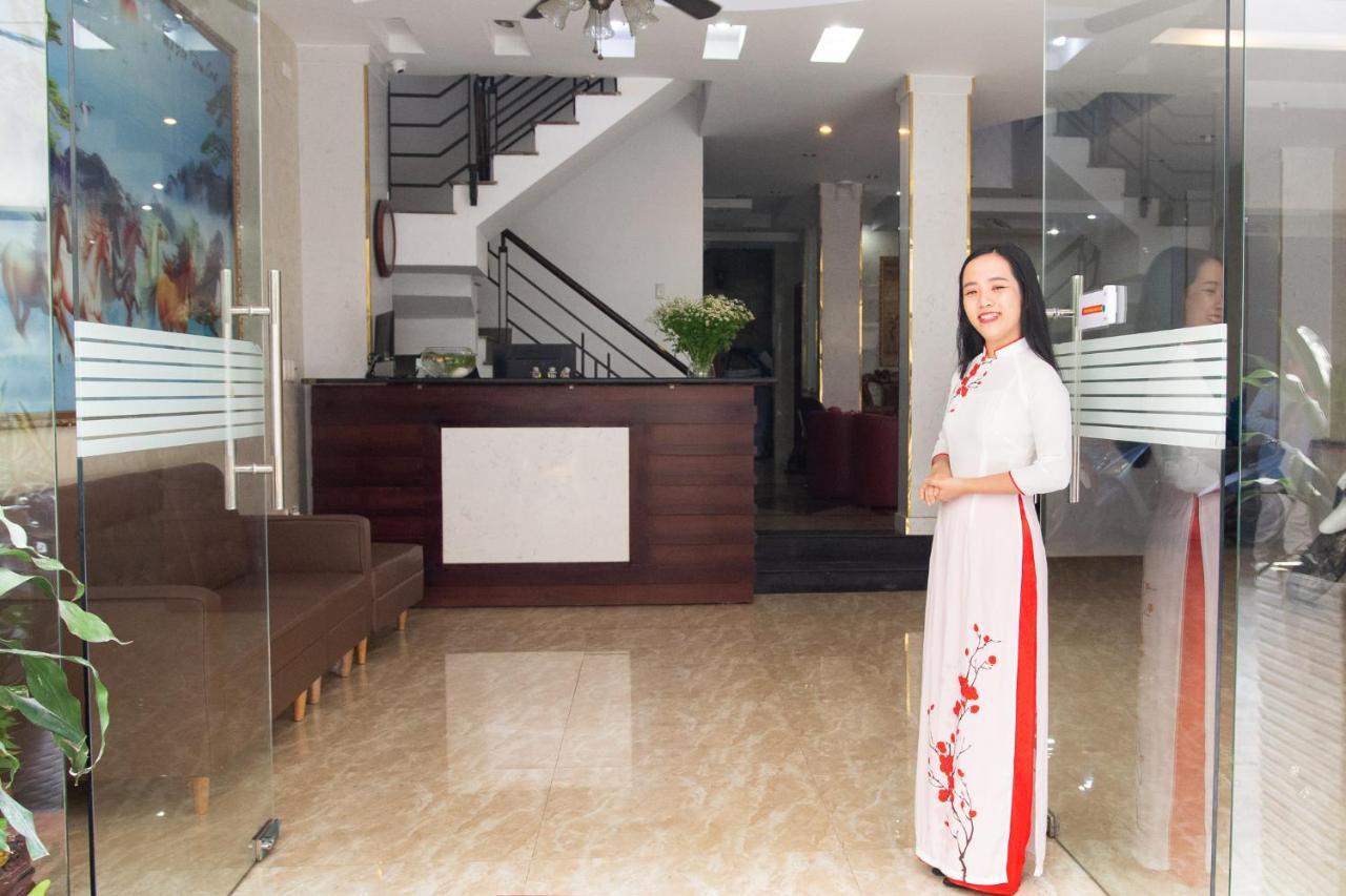 Hong Ha - Dai Truyen Hinh Htv 3*