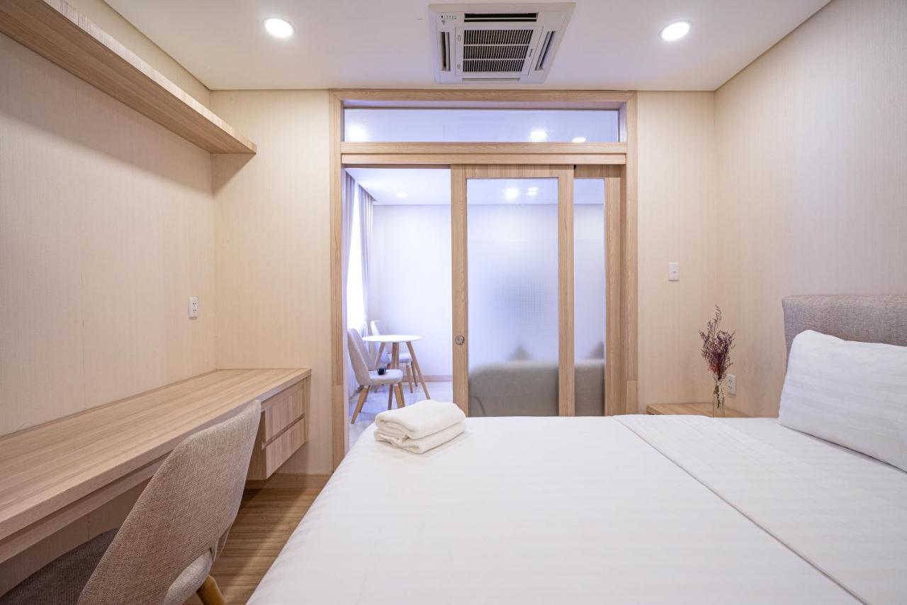 Aparthotel Luxy Park & - Notre Dame 3*
