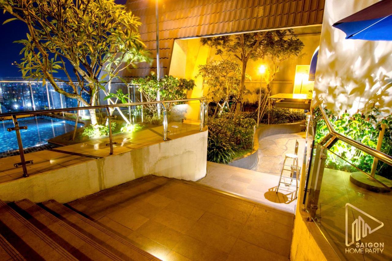 Icon 56 - Free Rooftop Pool Gym 6 Near Ben Thanh Market Ho Chi Minh City