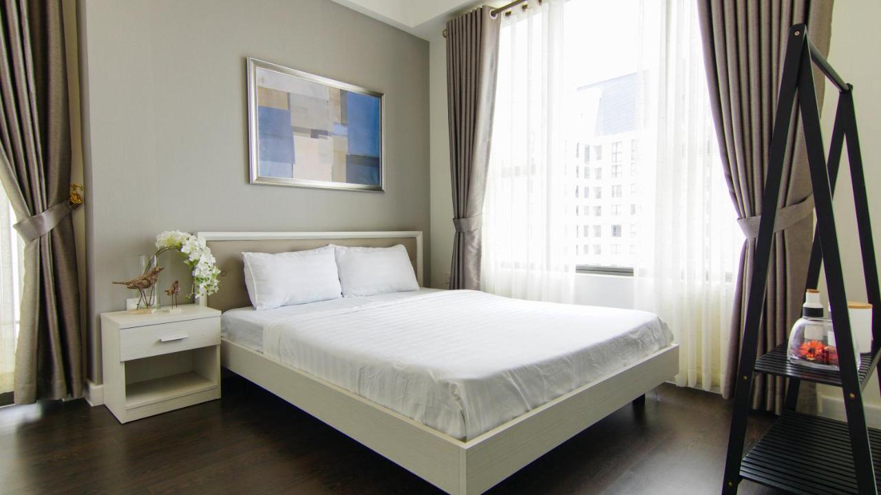 Icon 56 - Free Rooftop Pool Gym 6 Near Ben Thanh Market Apartment *