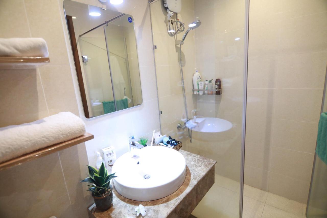 Jolie - 5b Pho Quang - Sky Center Ho Chi Minh City