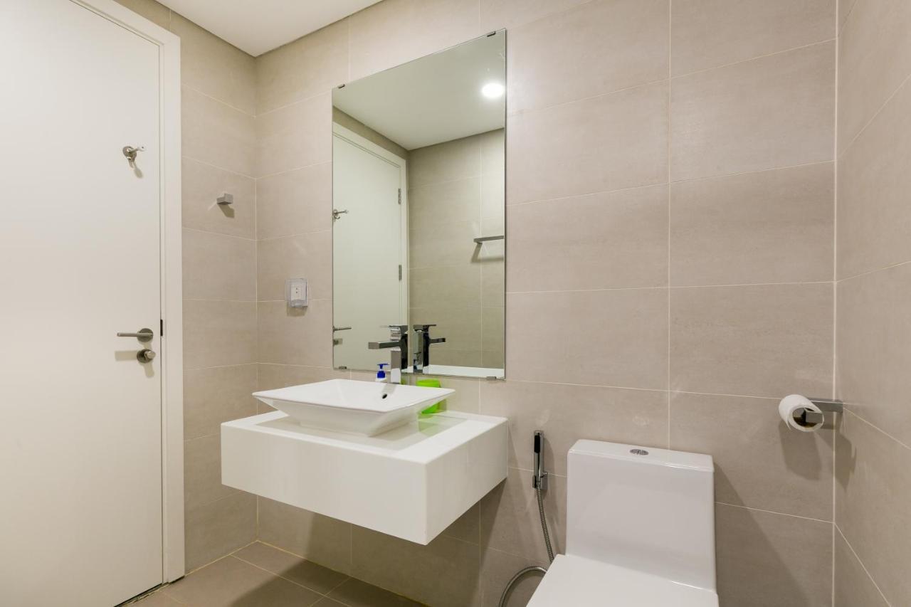 Garden & Pool Signature Rivergate Apartment