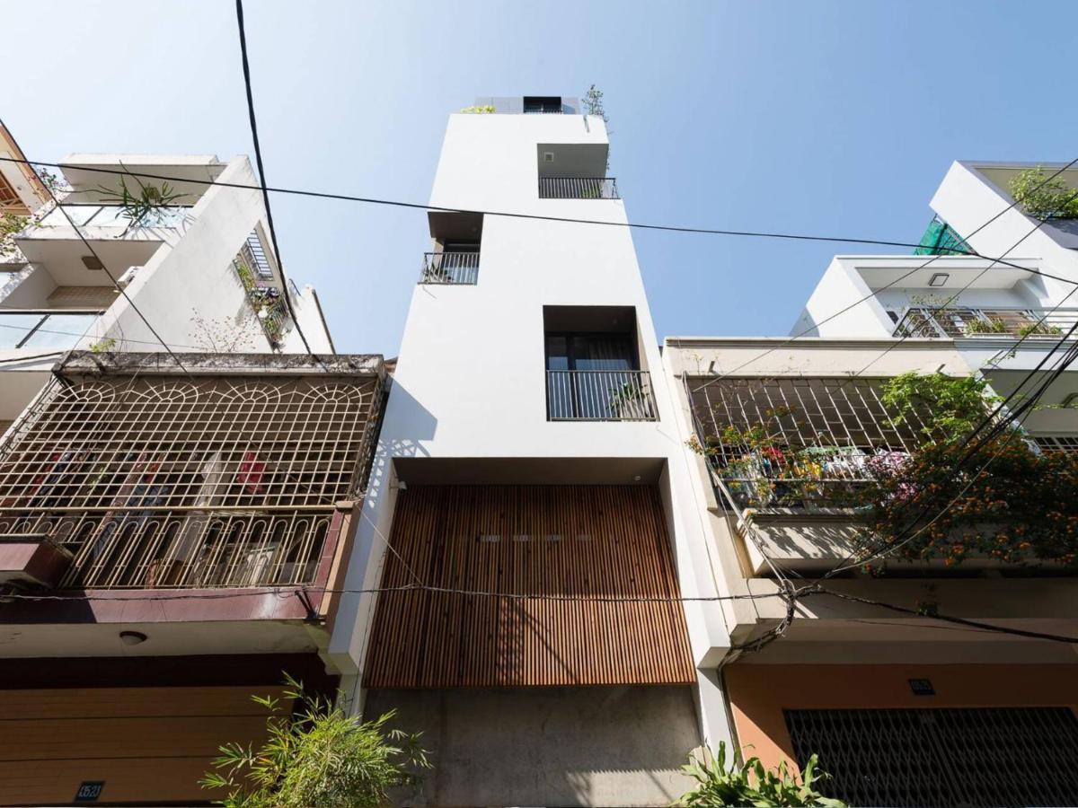 Son & Henry Thd - Ben Thanh Ho Chi Minh City