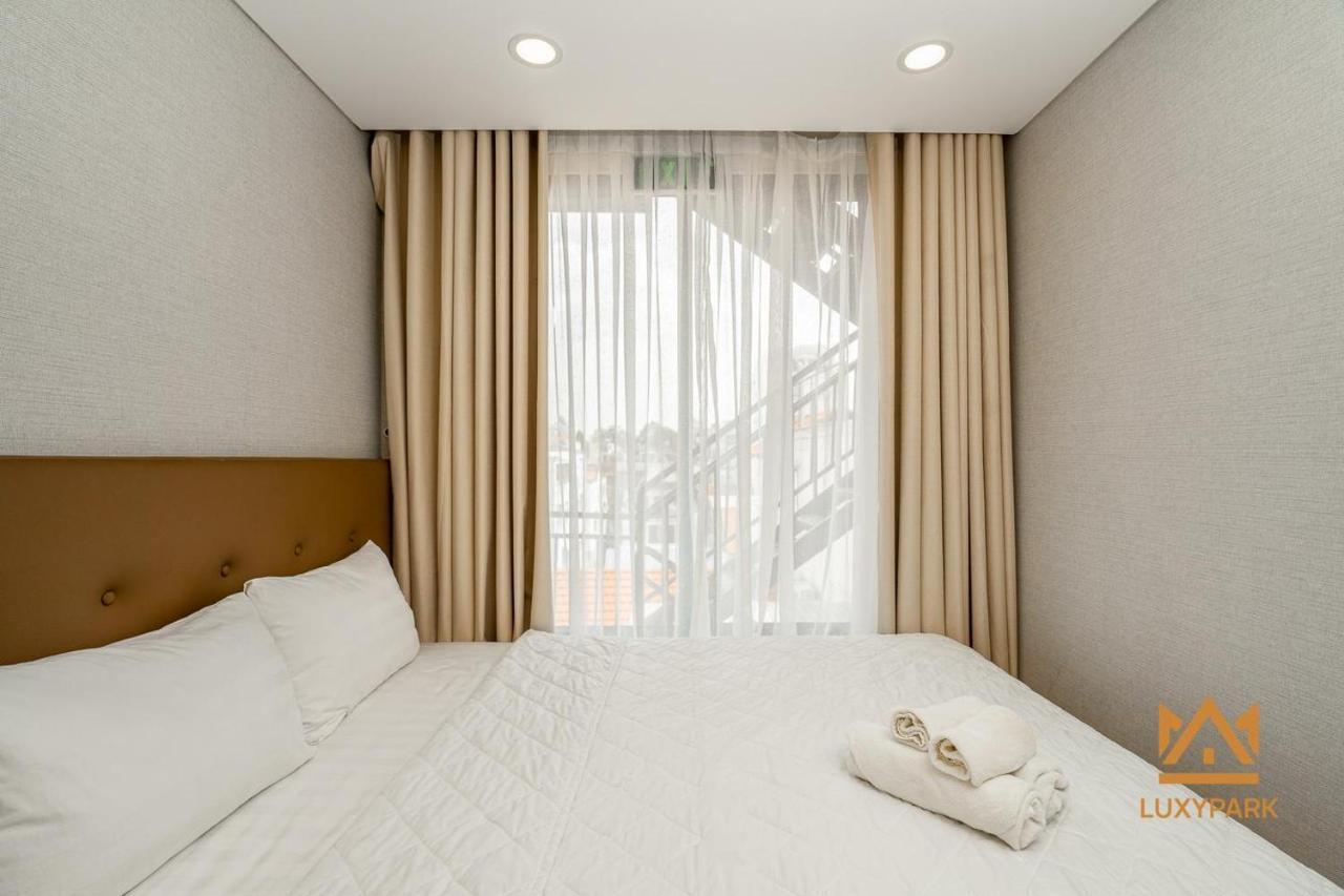 Khách sạn hẻo lánh Khách Sạn&căn Hộ Luxy Park-trung Tâm Thành Phố