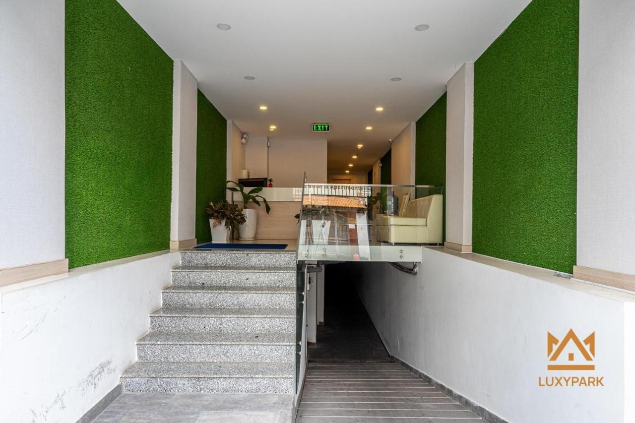 Khách Sạn&căn Hộ Luxy Park-trung Tâm Thành Phố Khách sạn hẻo lánh 3*