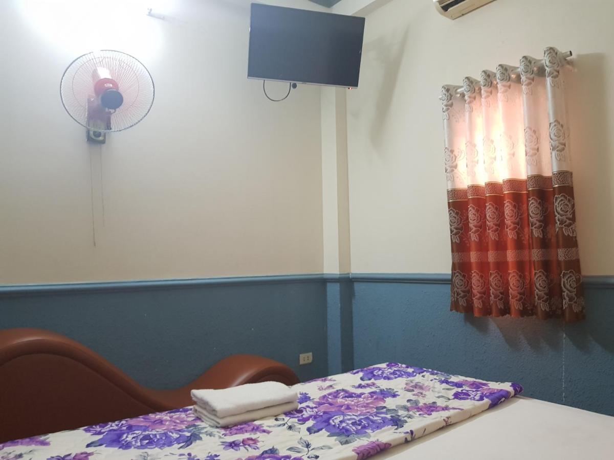 Thanh Hotel *
