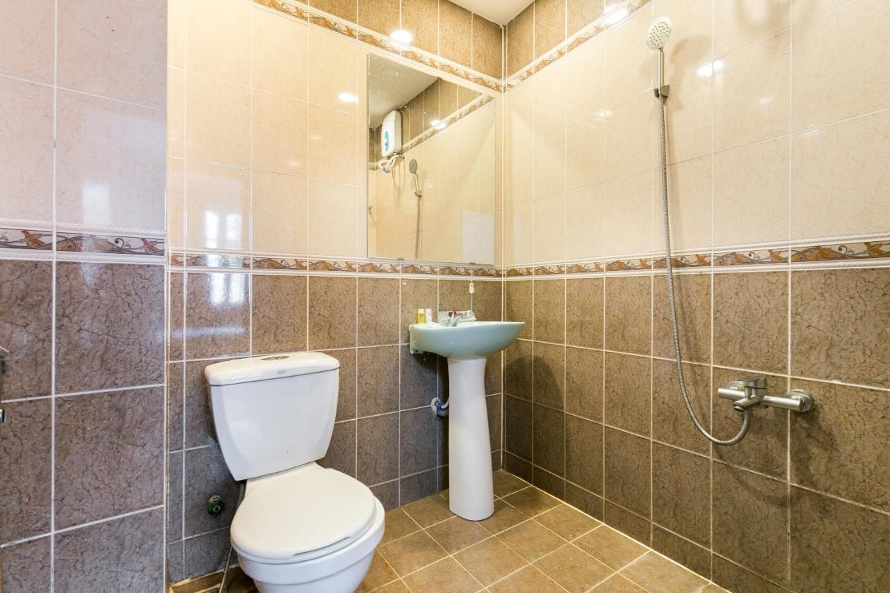 Oyo 369 Minh Anh Hotel Ho Chi Minh City