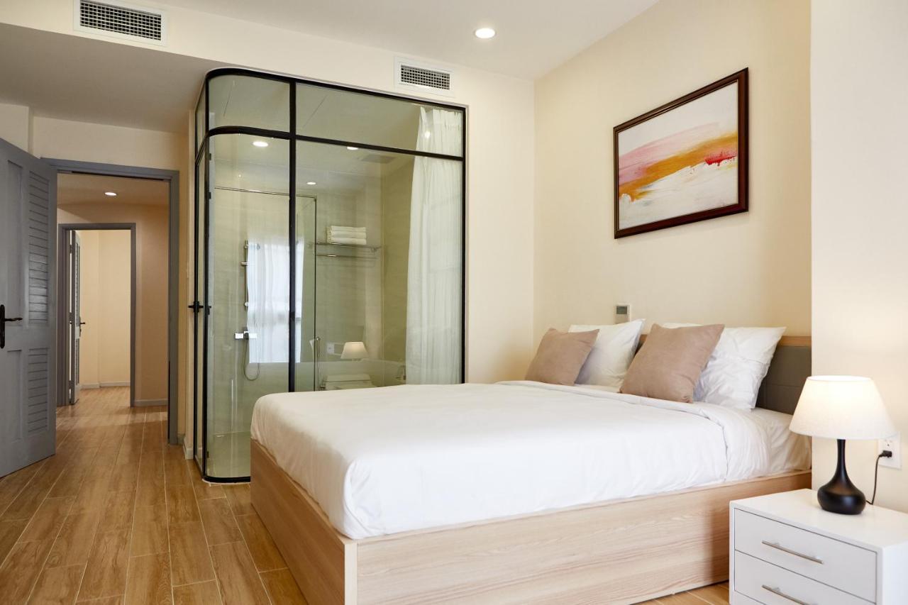 8b 3* Bandar Ho Chi Minh