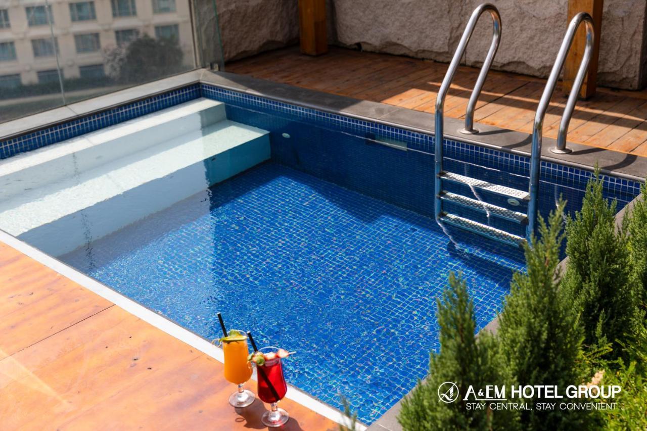 Khách sạn A&em Art 4*
