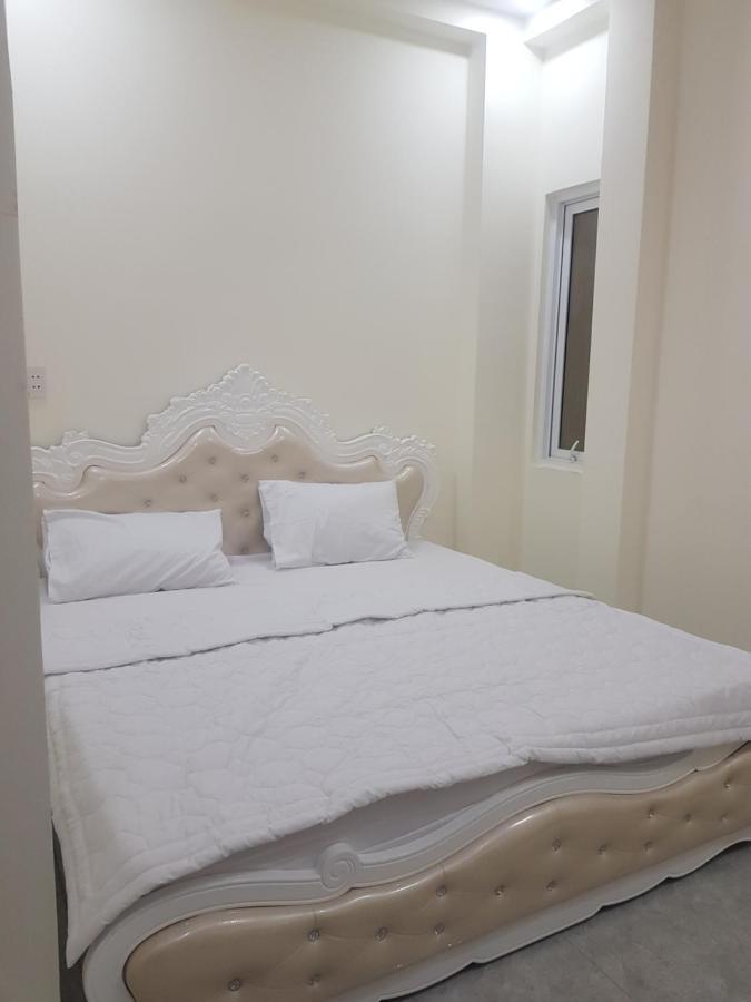 Ben Song 1056 Ha Huy Giap Hotel